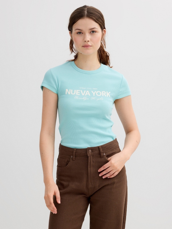 Camiseta rib Nueva York azul claro vista media frontal