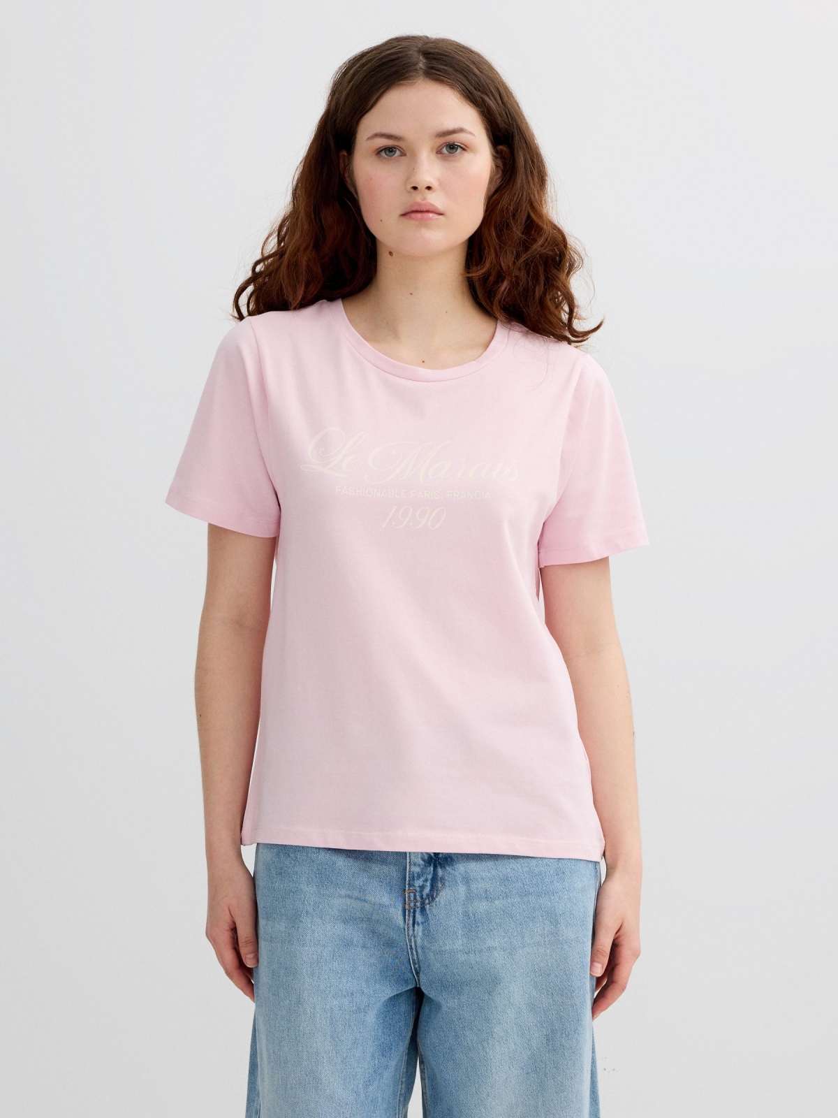 Le Marais casual t-shirt light pink middle front view