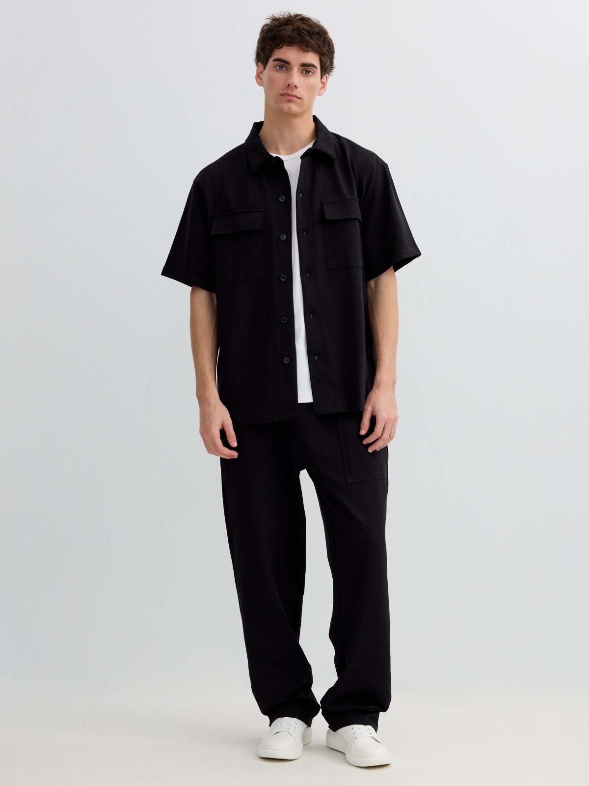 Classic cotton shirt black front view