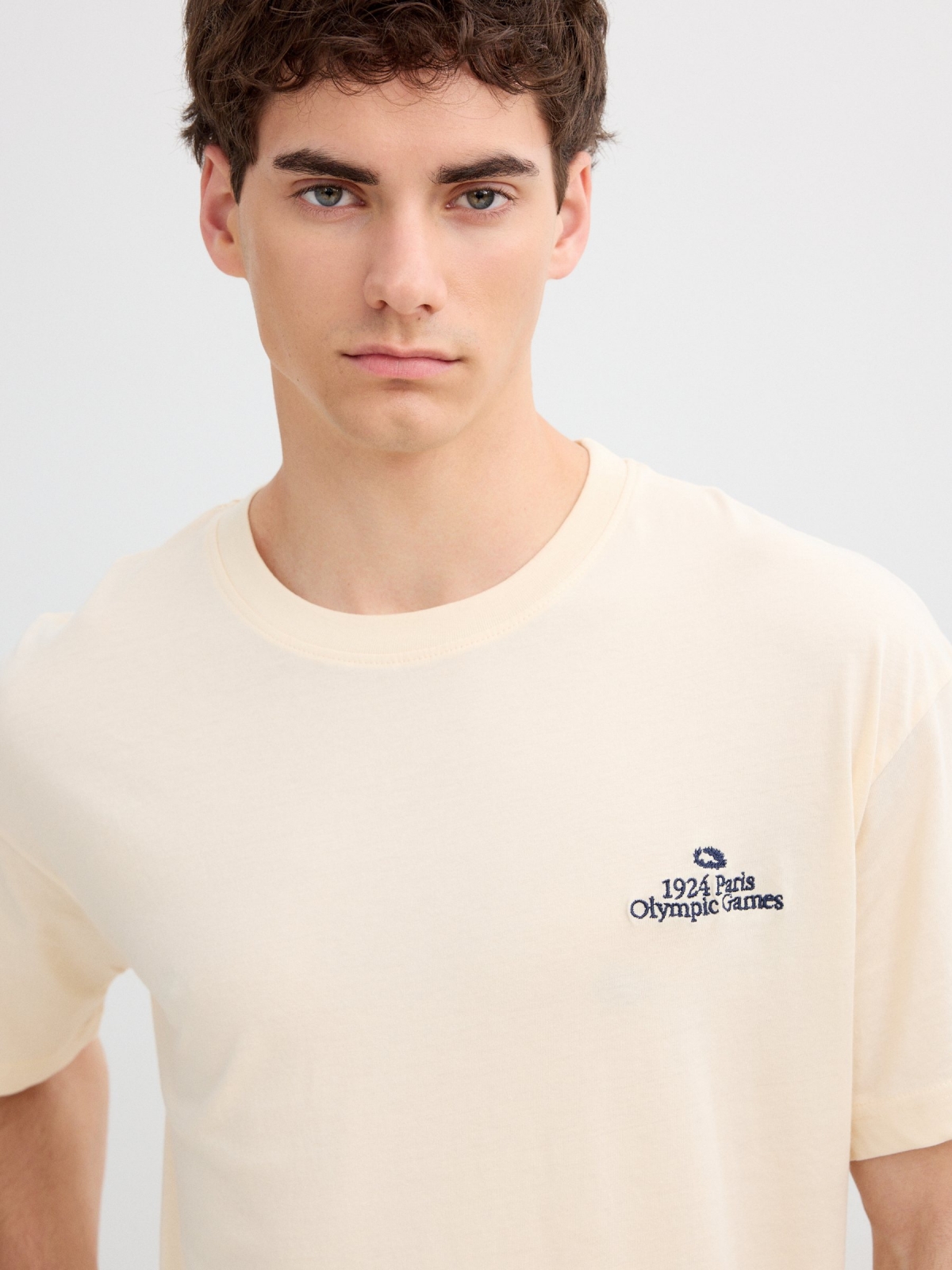 Camiseta Olympic Games blanco roto vista detalle