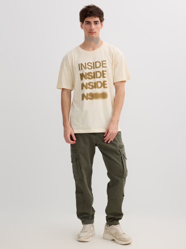 Camiseta rayas con texto Inside gráfico blanco roto vista general frontal