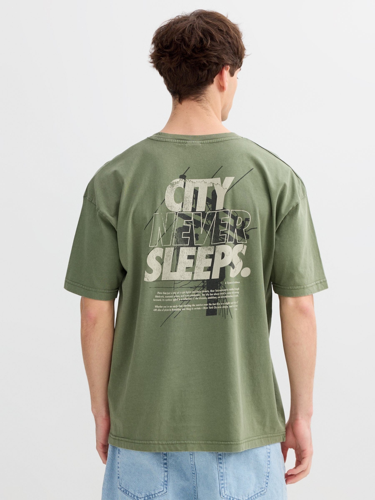 City Never Sleeps T-shirt green middle back view