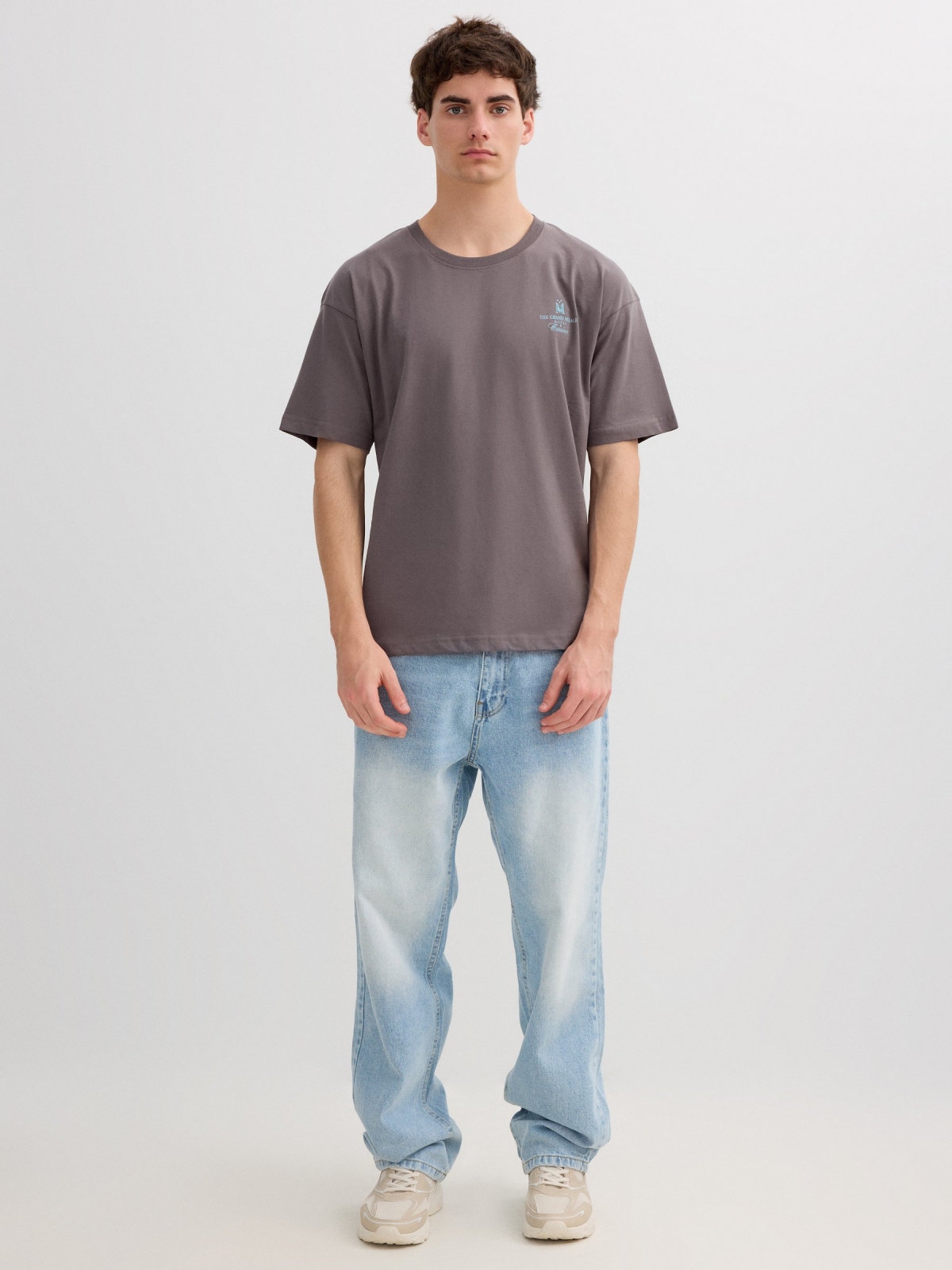 Casino T-shirt grey front view