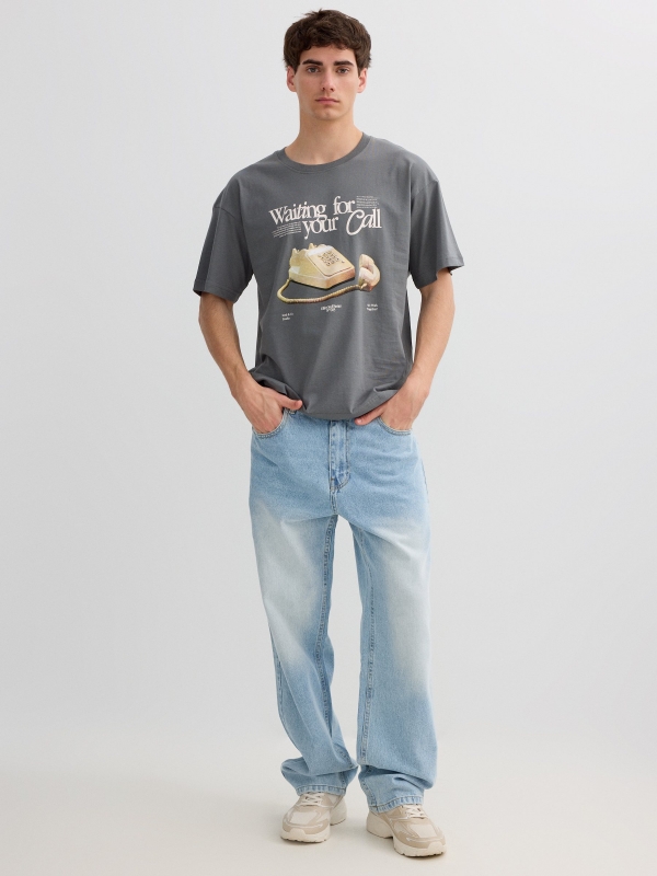 Camiseta retro teléfono gris vista general frontal
