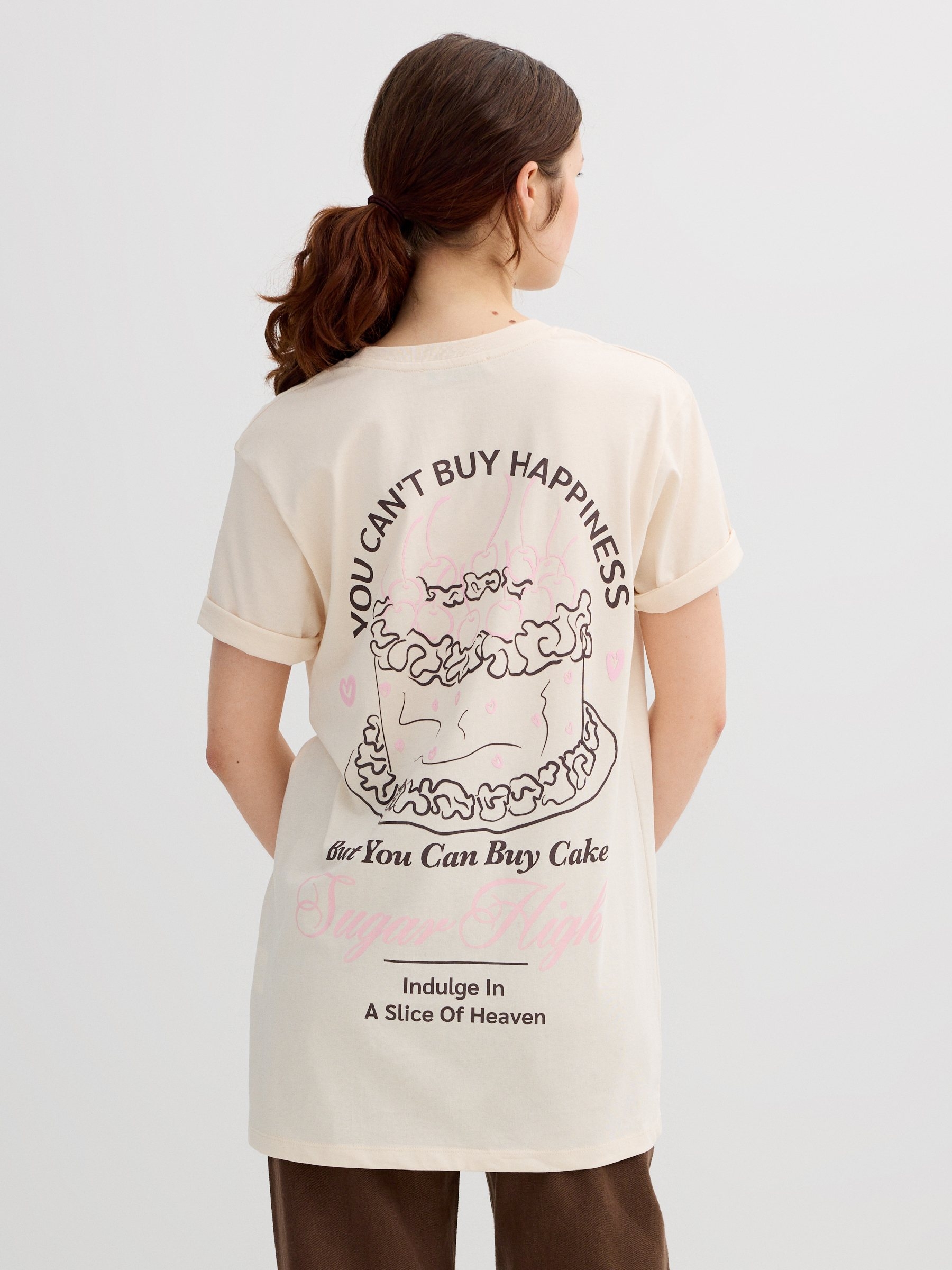 Camiseta Oversize Estampada crua vista meia frontal