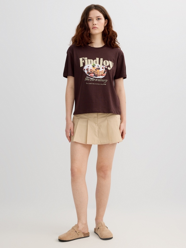 Oversized T-shirt Findjoy chocolate front view