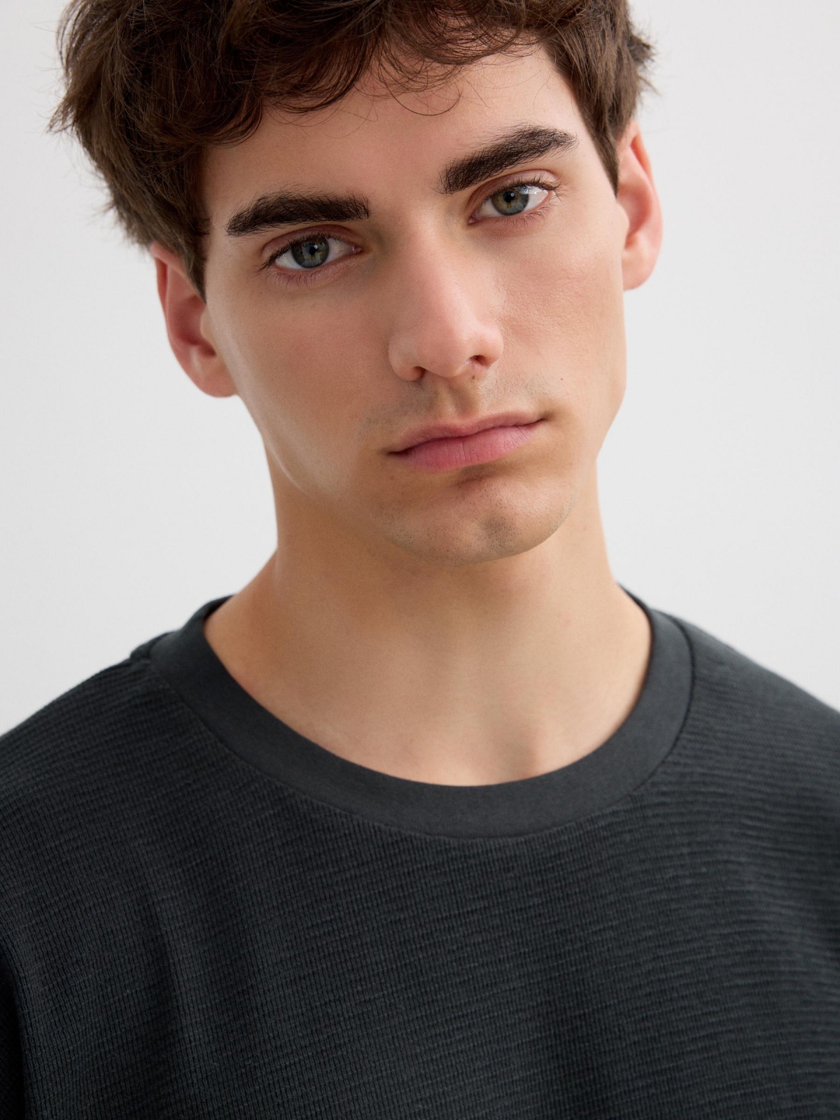 Basic Single Jersey T-shirt grey detail view