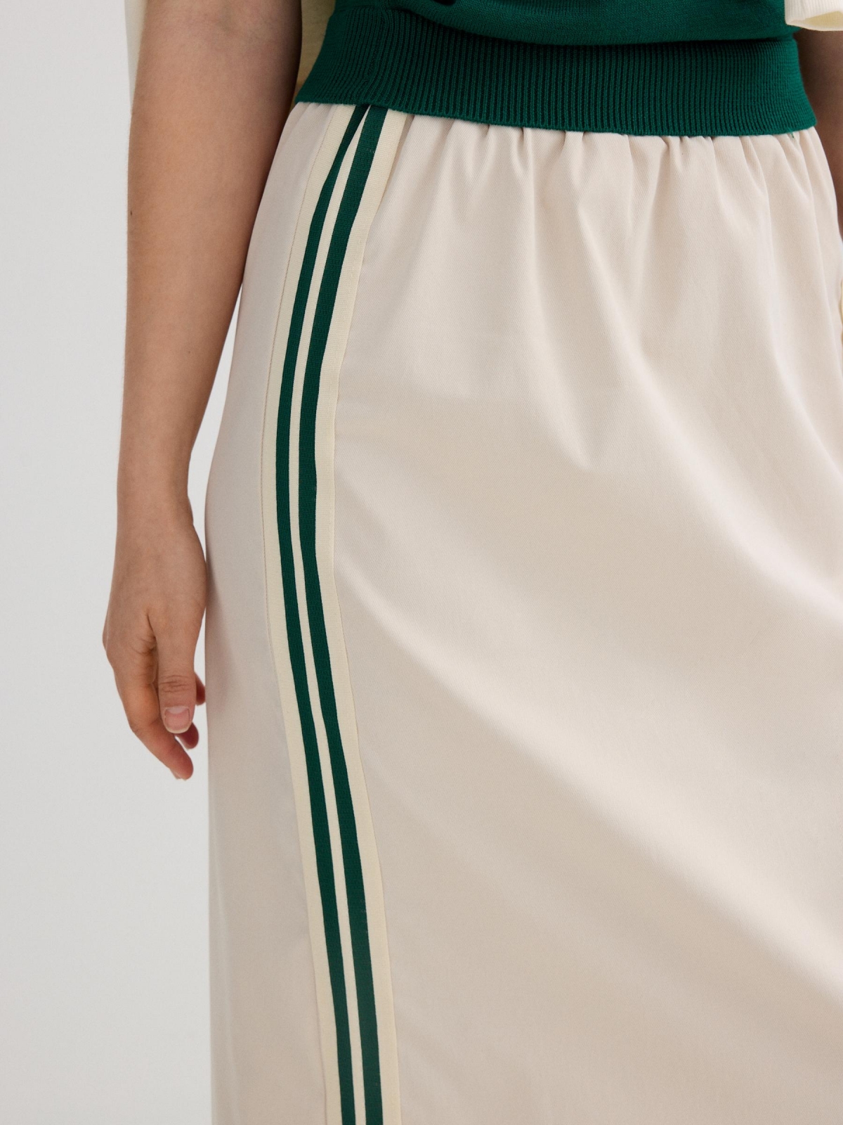 Midi skirt with side band off white detail view