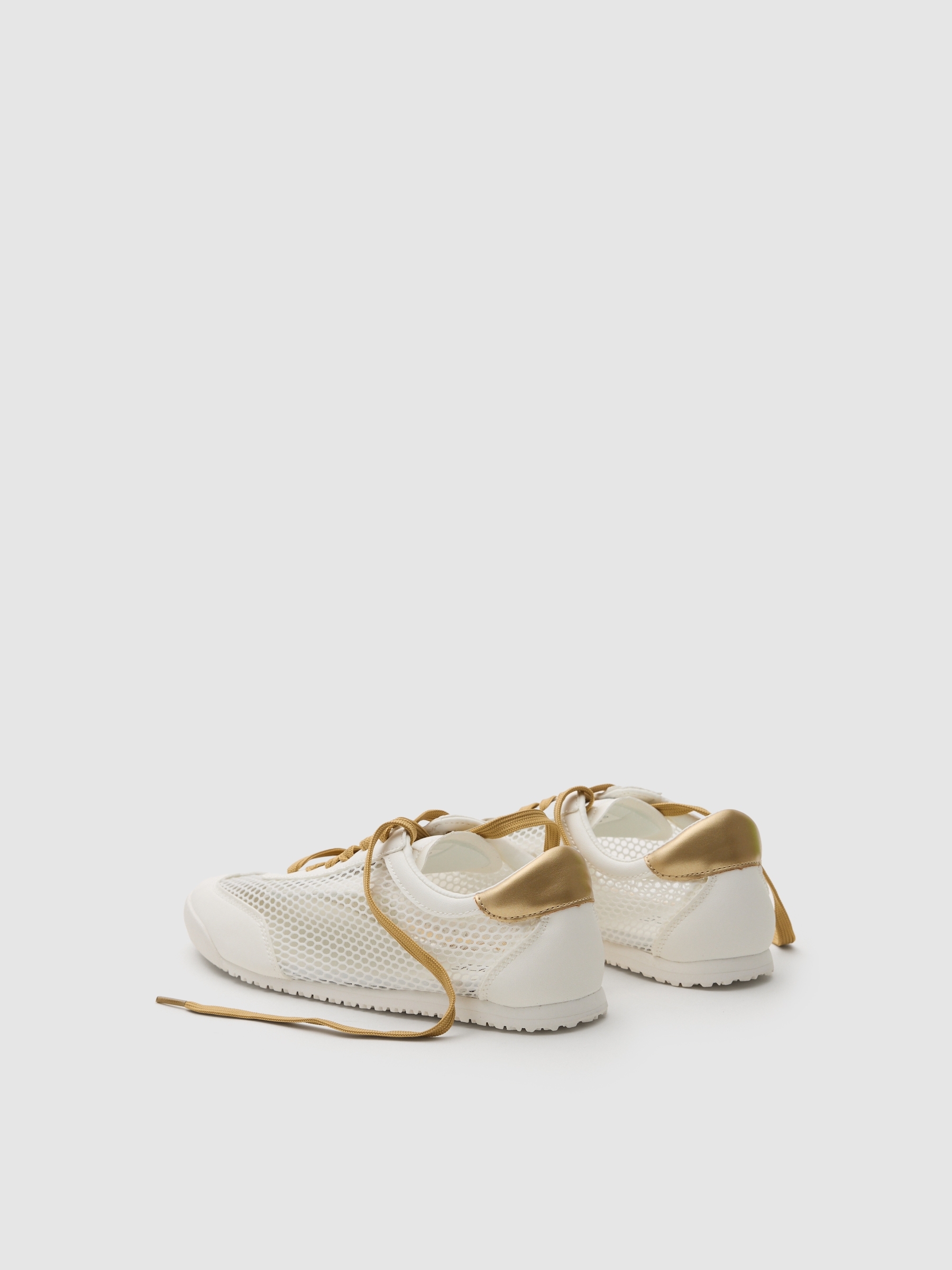 Tênis de lona bordada branco