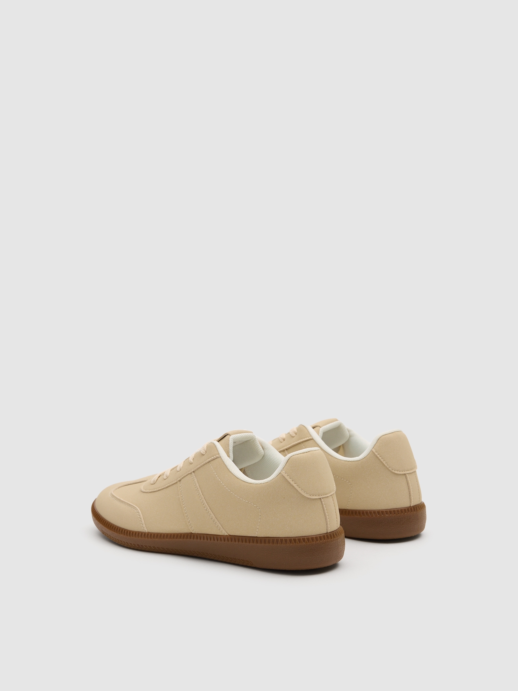 Deportivas polipiel suela goma beige