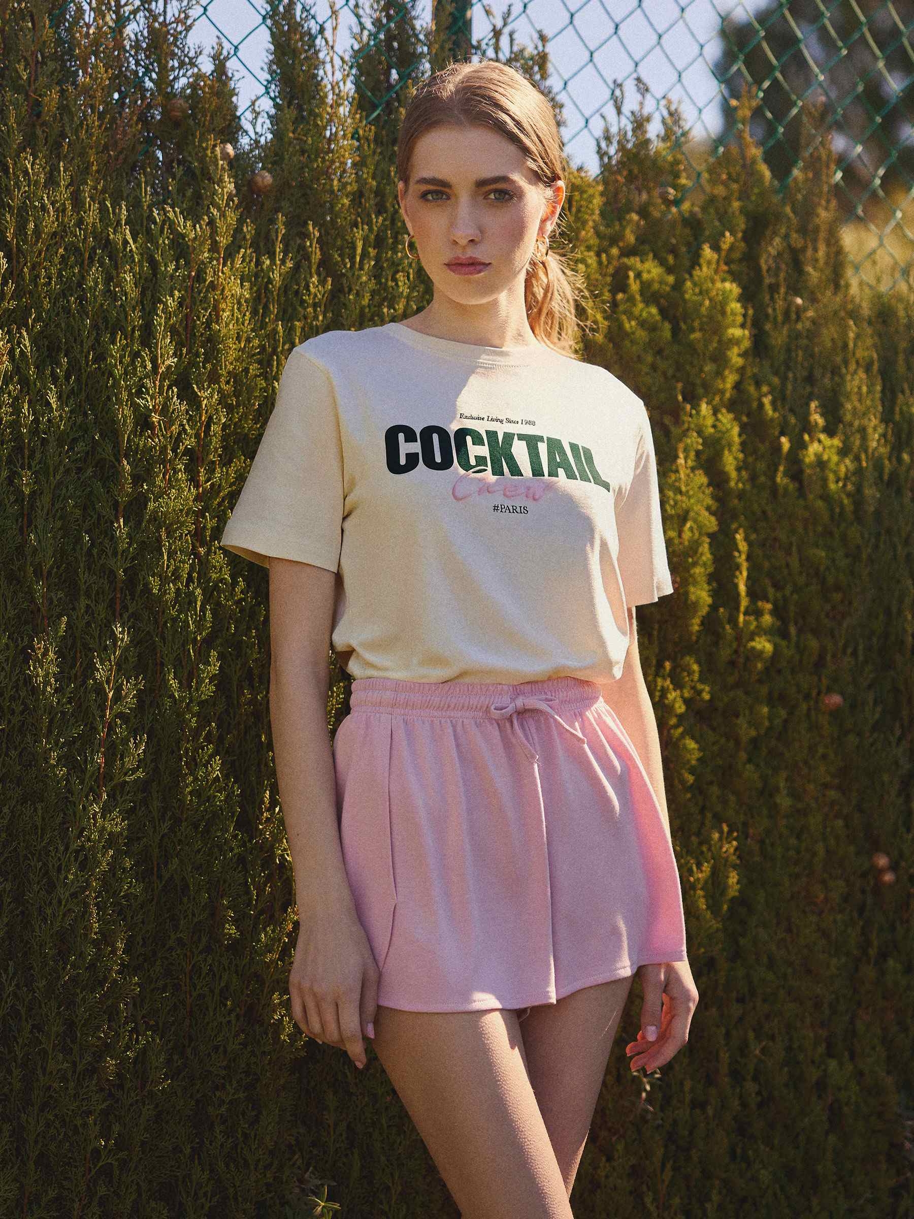 Shorts fluidos rosa claro vista media frontal