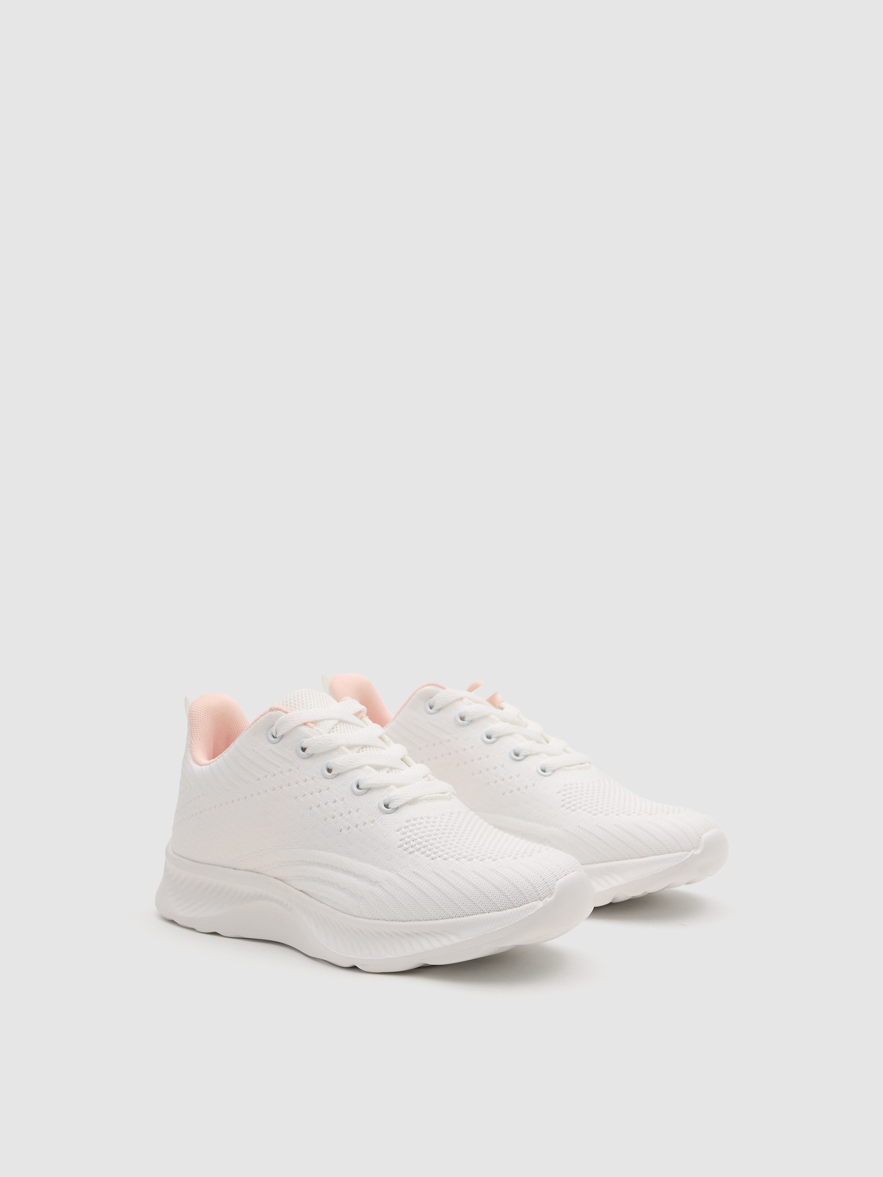 Faux leather sports with zipper white 45º front view