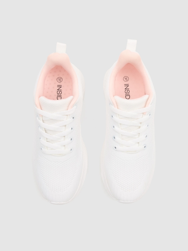 Esportiva de couro sintético com zíper branco vista superior