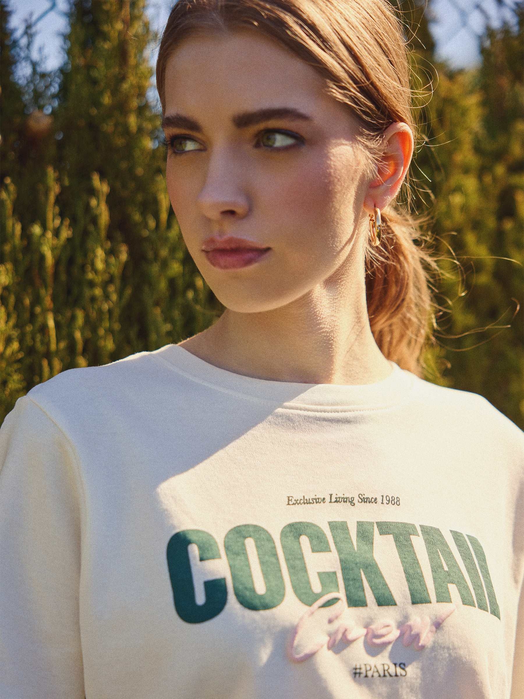 Camiseta algodão Cocktail off white vista meia frontal