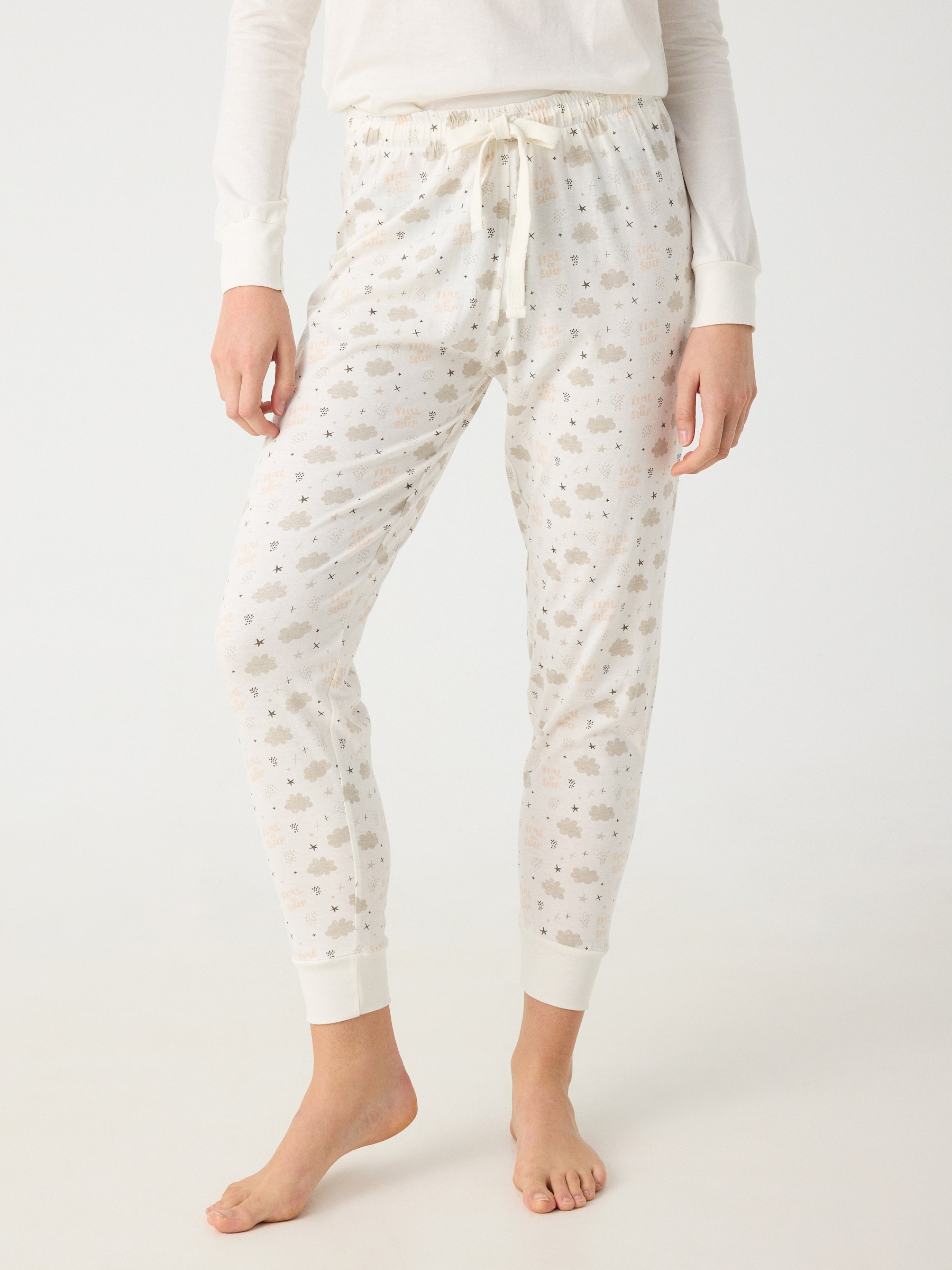 Pijama Koala off white vista meia frontal