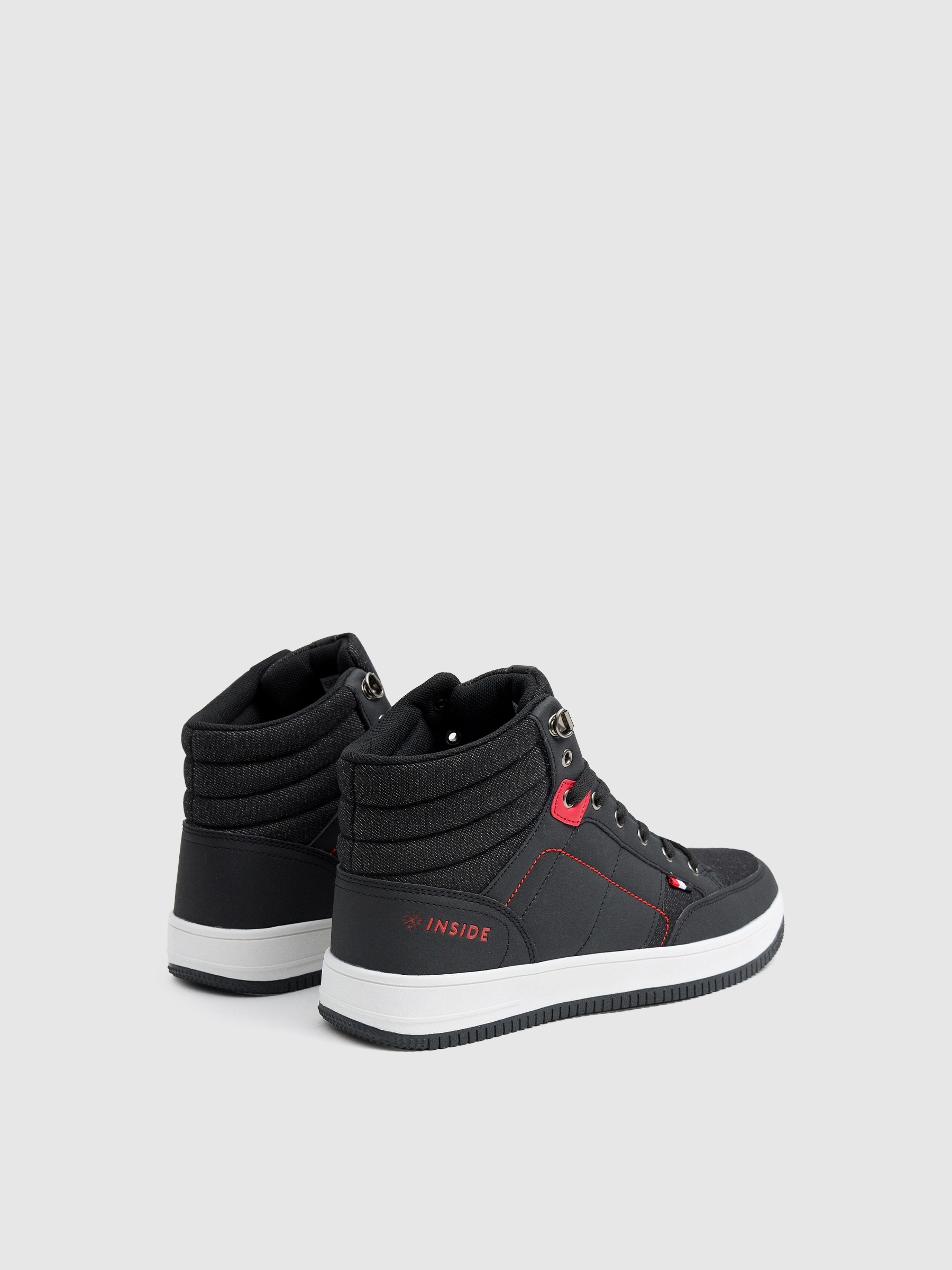 Bota esportiva denim combinada preto