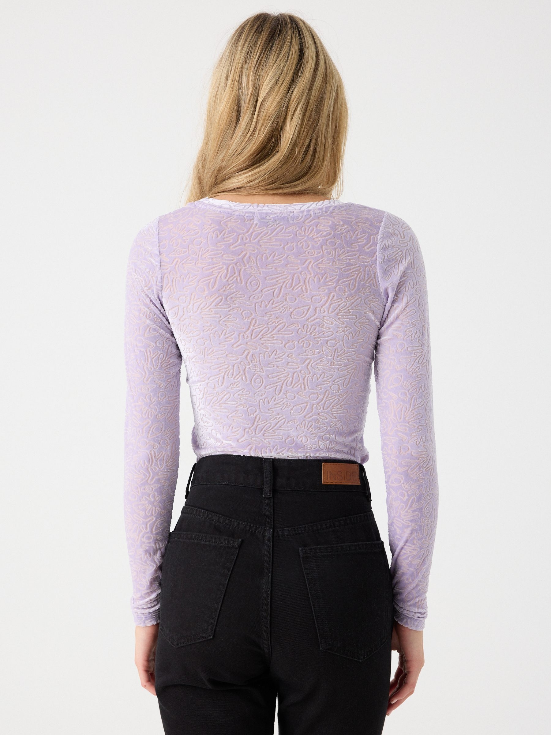 T-shirt de tule flocado lilás vista meia frontal