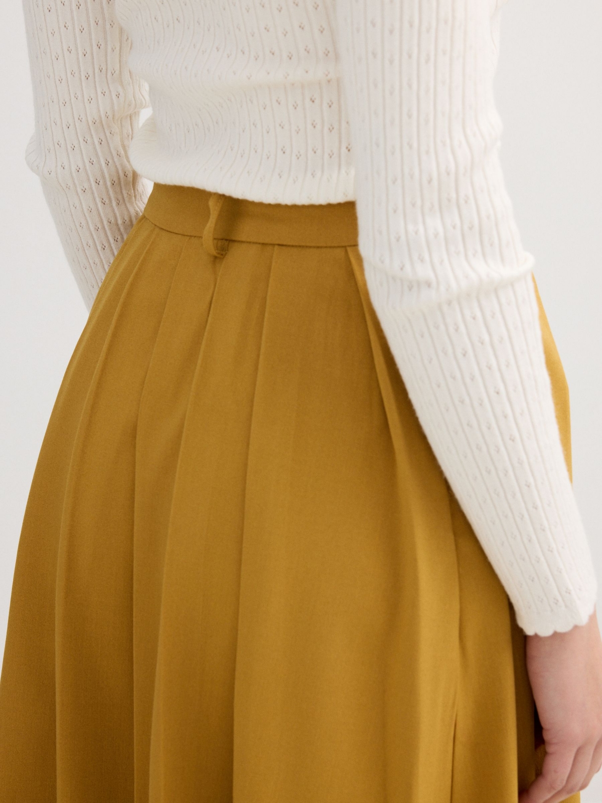 Wrap midi skirt cinnamon detail view