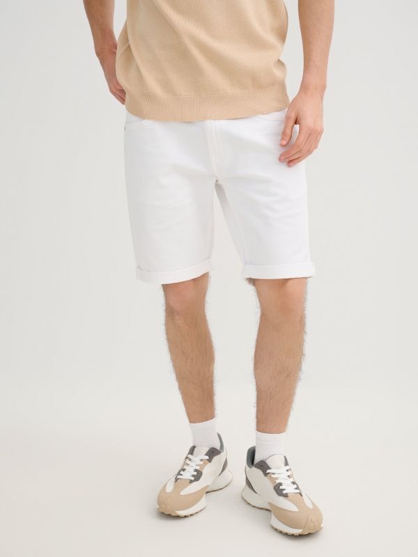 Bermuda slim gabardine white middle back view