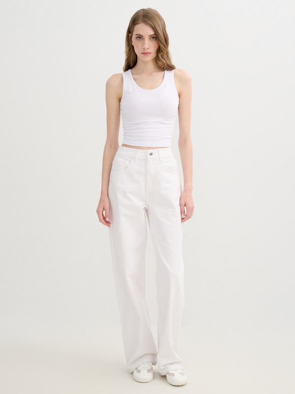 Basic sleeveless top white front view