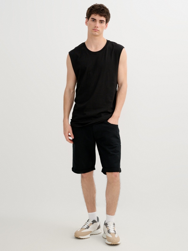 Bermuda slim gabardine black middle front view