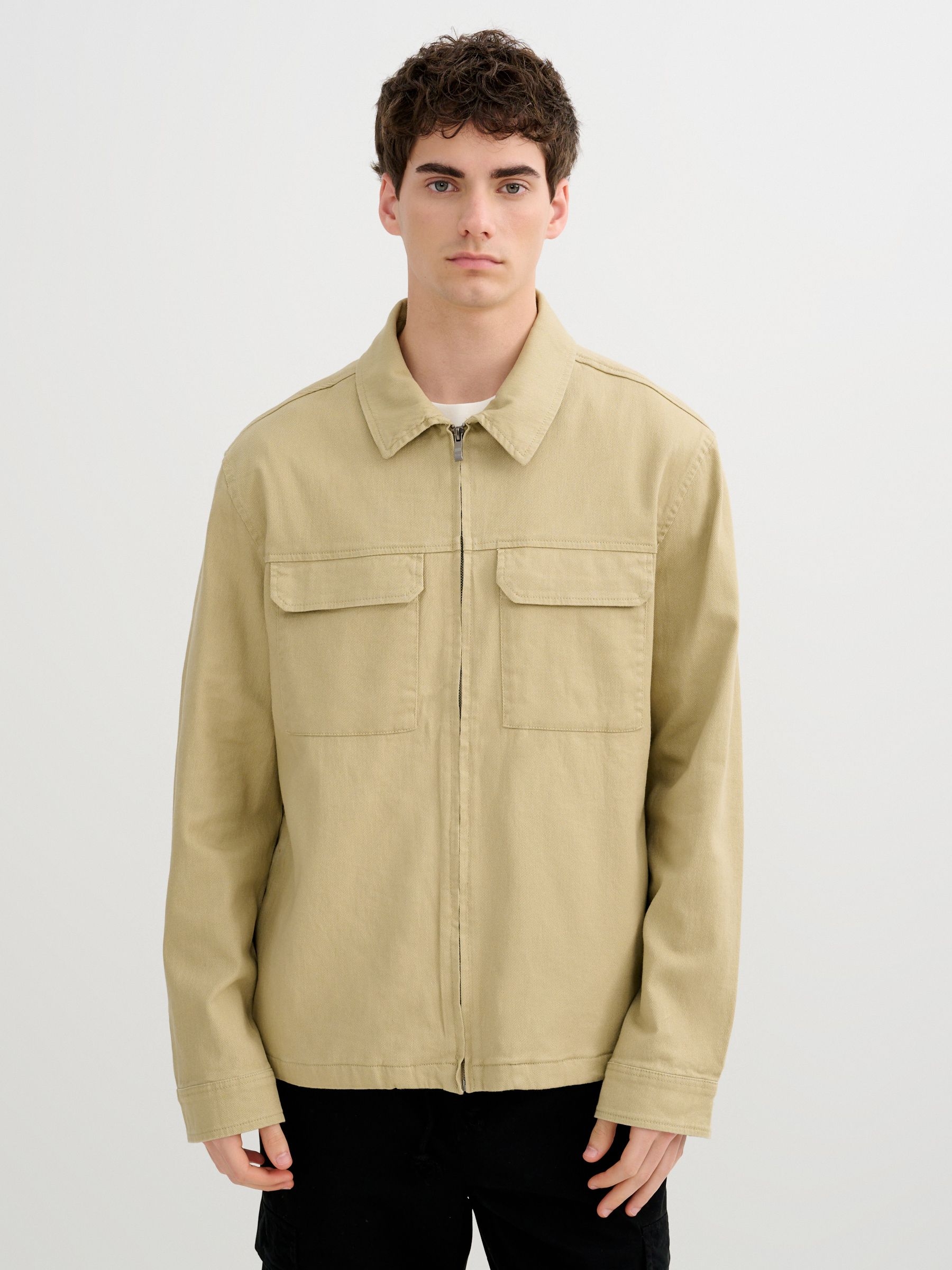 Zipper jacket raw middle front view