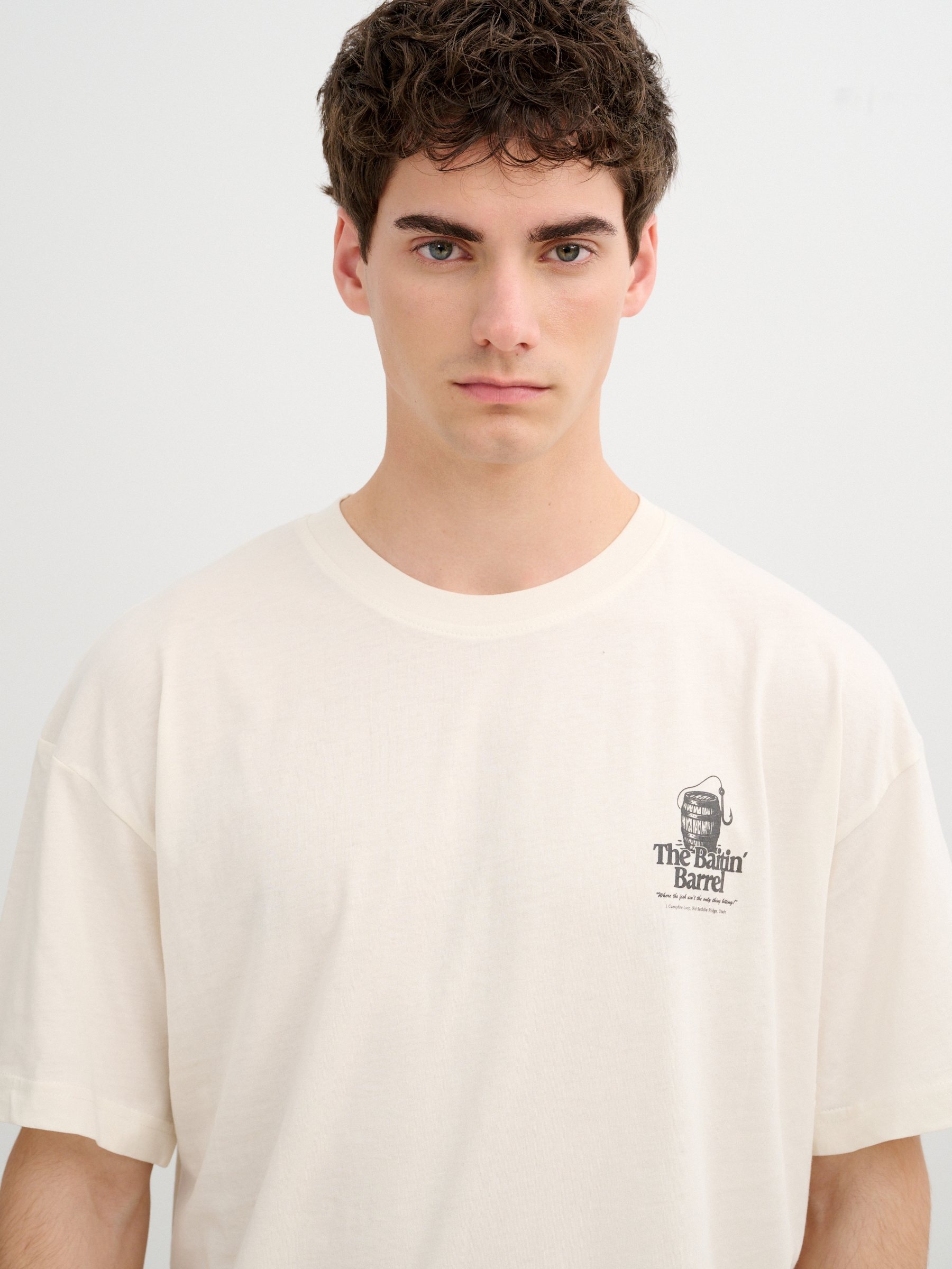 Camiseta Mensagem Casual crua vista meia frontal