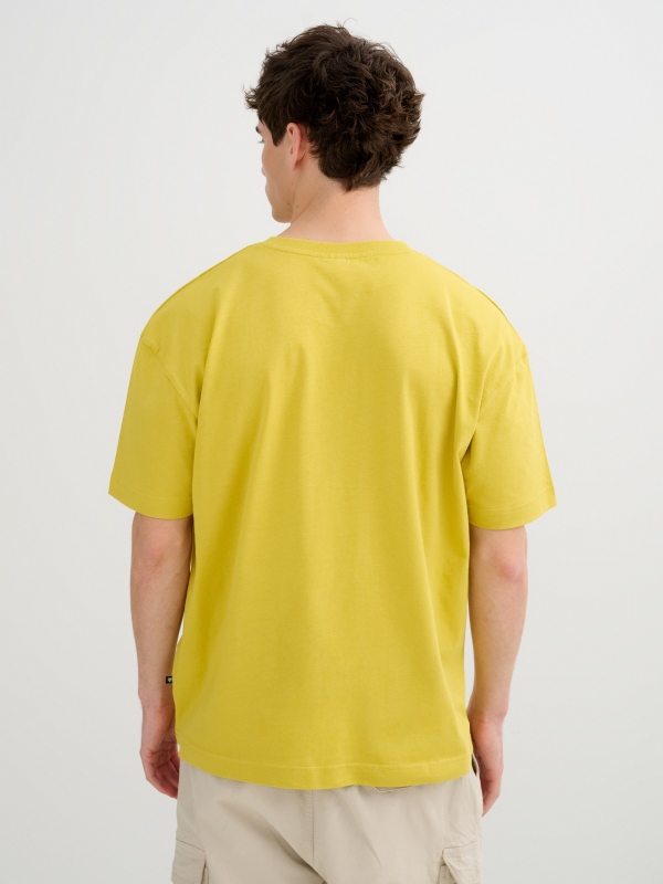 Camiseta Island Spirit Manga Corta amarillo vista media trasera