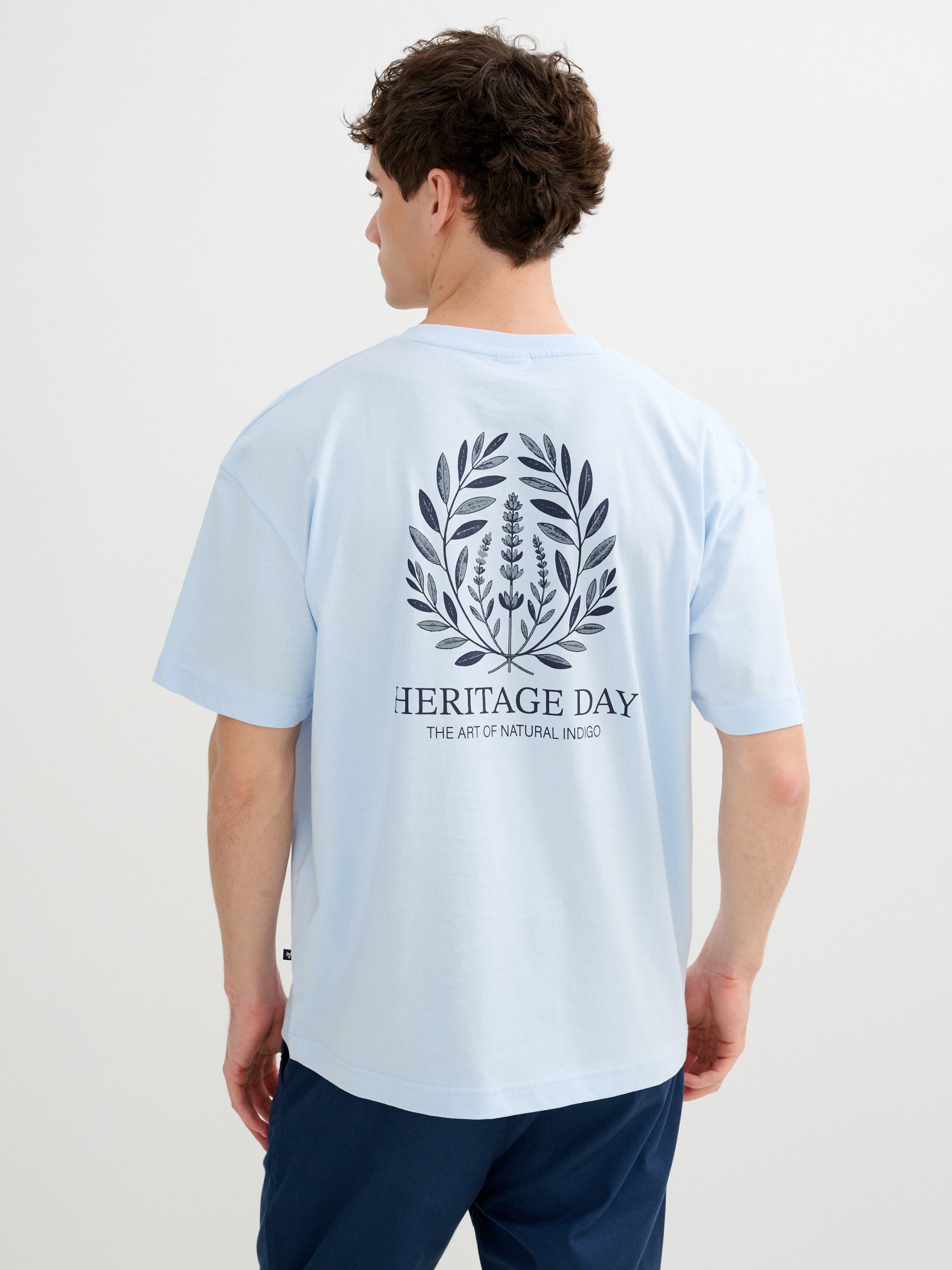 Camiseta Heritage Day azul celeste vista media frontal