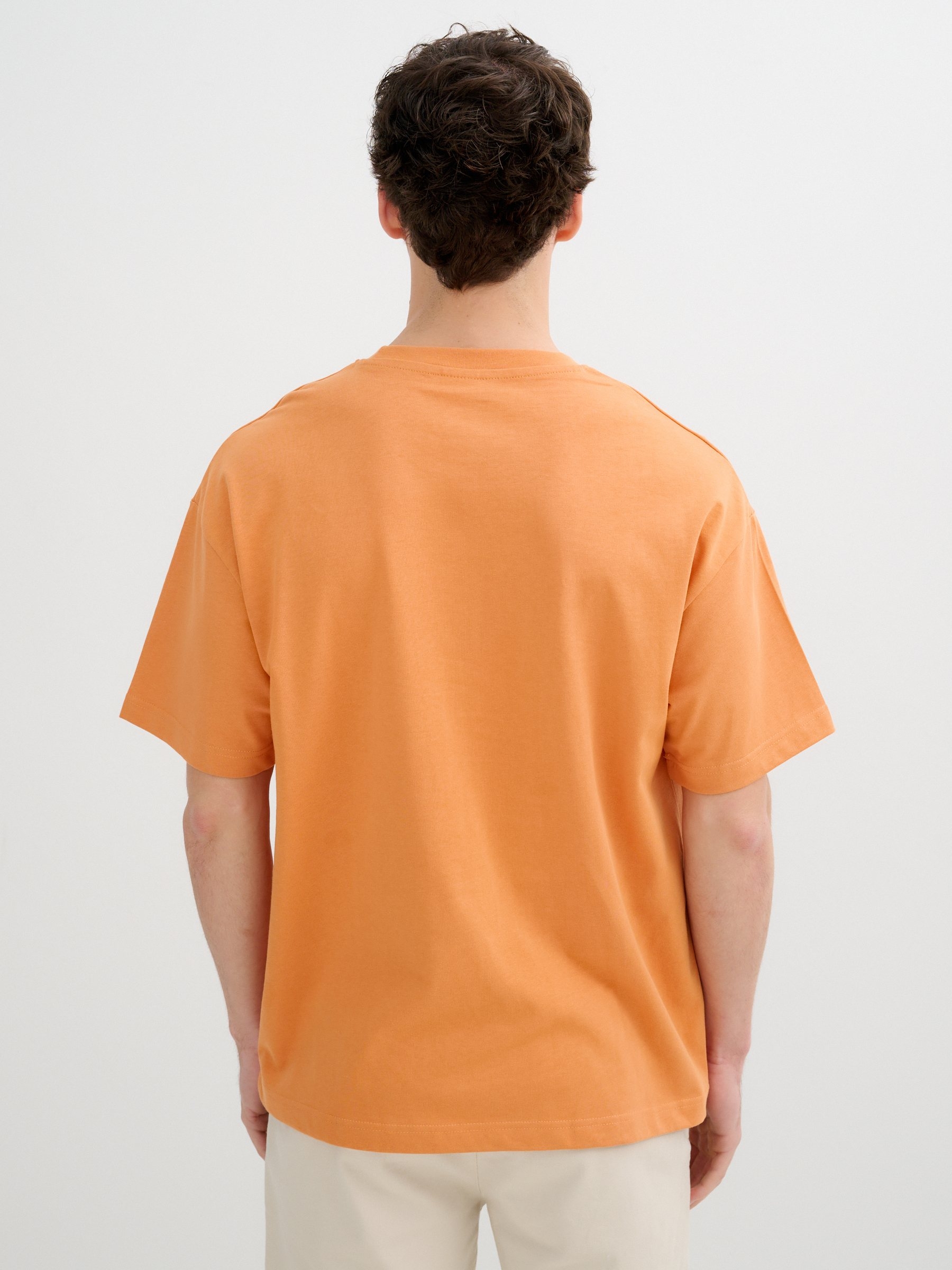 Basic cotton t-shirt coral middle front view