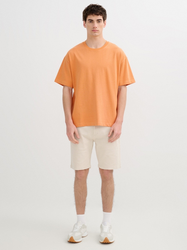 Camiseta básica de algodão coral vista geral frontal