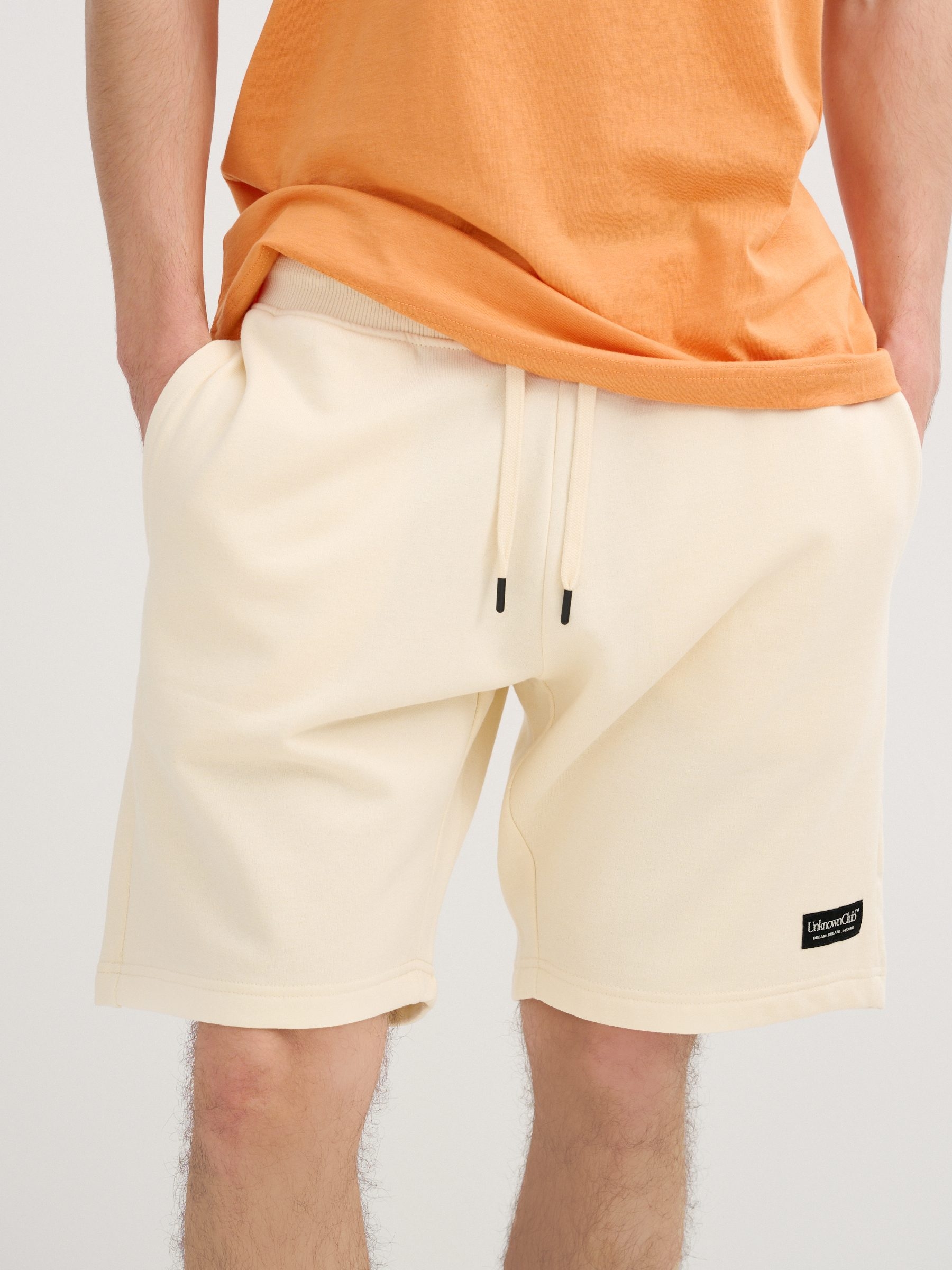 Bermuda jogger with laces off white middle front view