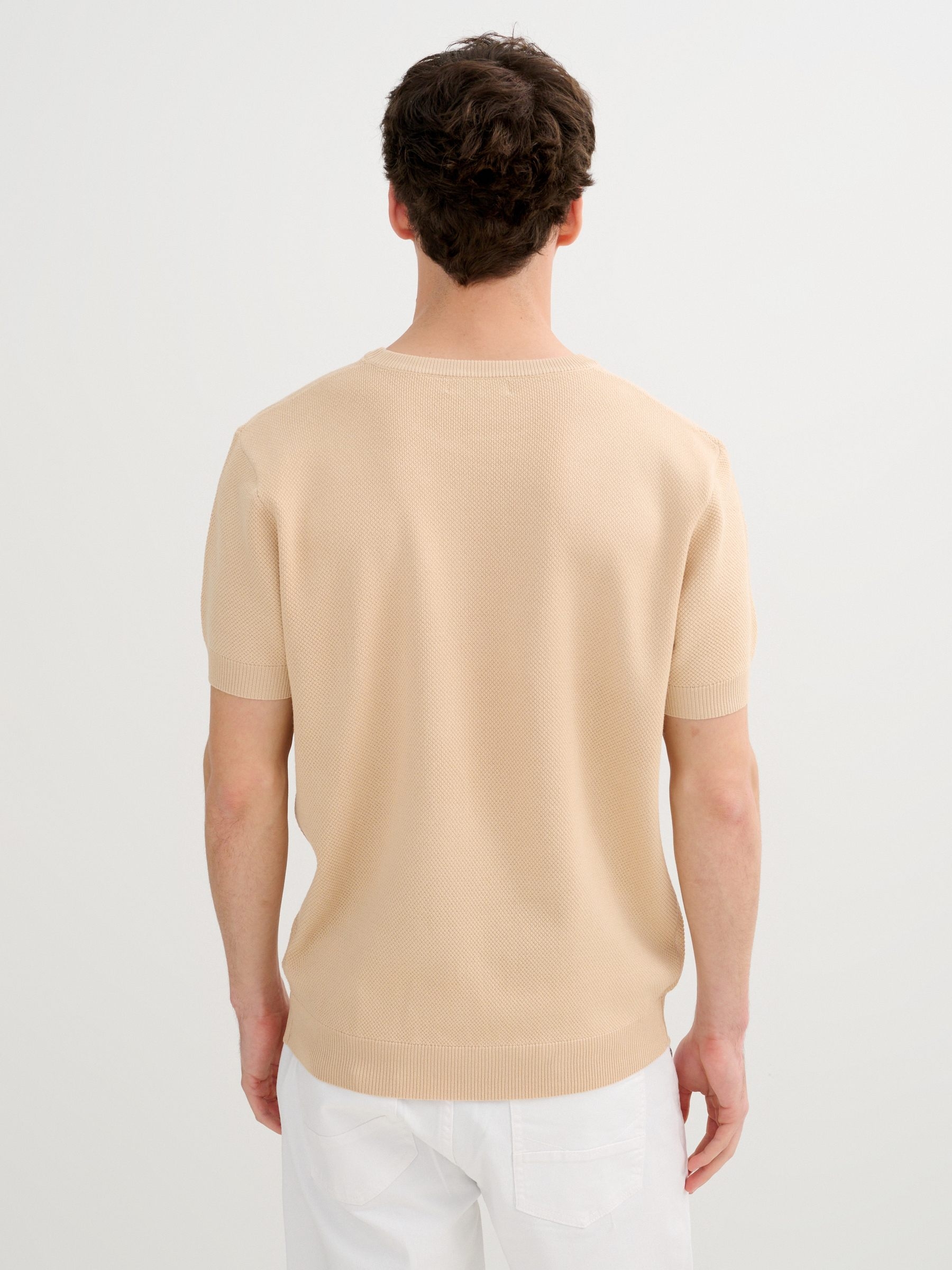 Basic knit t-shirt raw middle front view