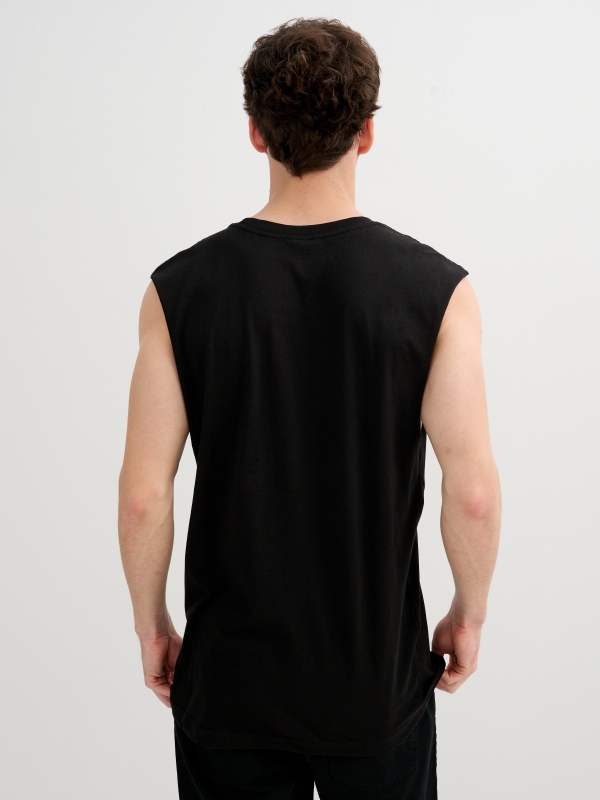 Camiseta básica sin mangas negro vista media trasera