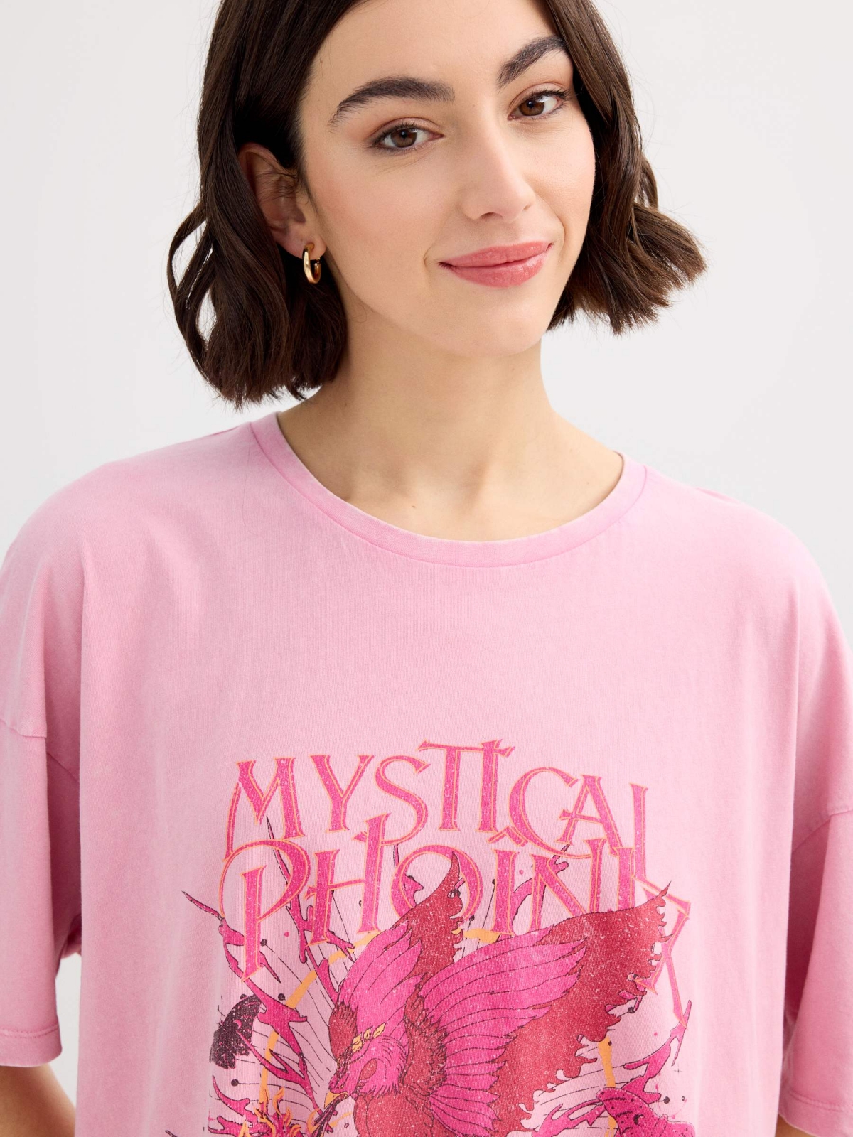 Pink oversized t-shirt pastel purple detail view