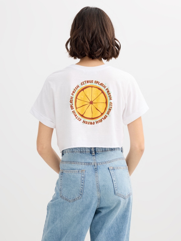 Camiseta cropped happy summer blanco vista media trasera