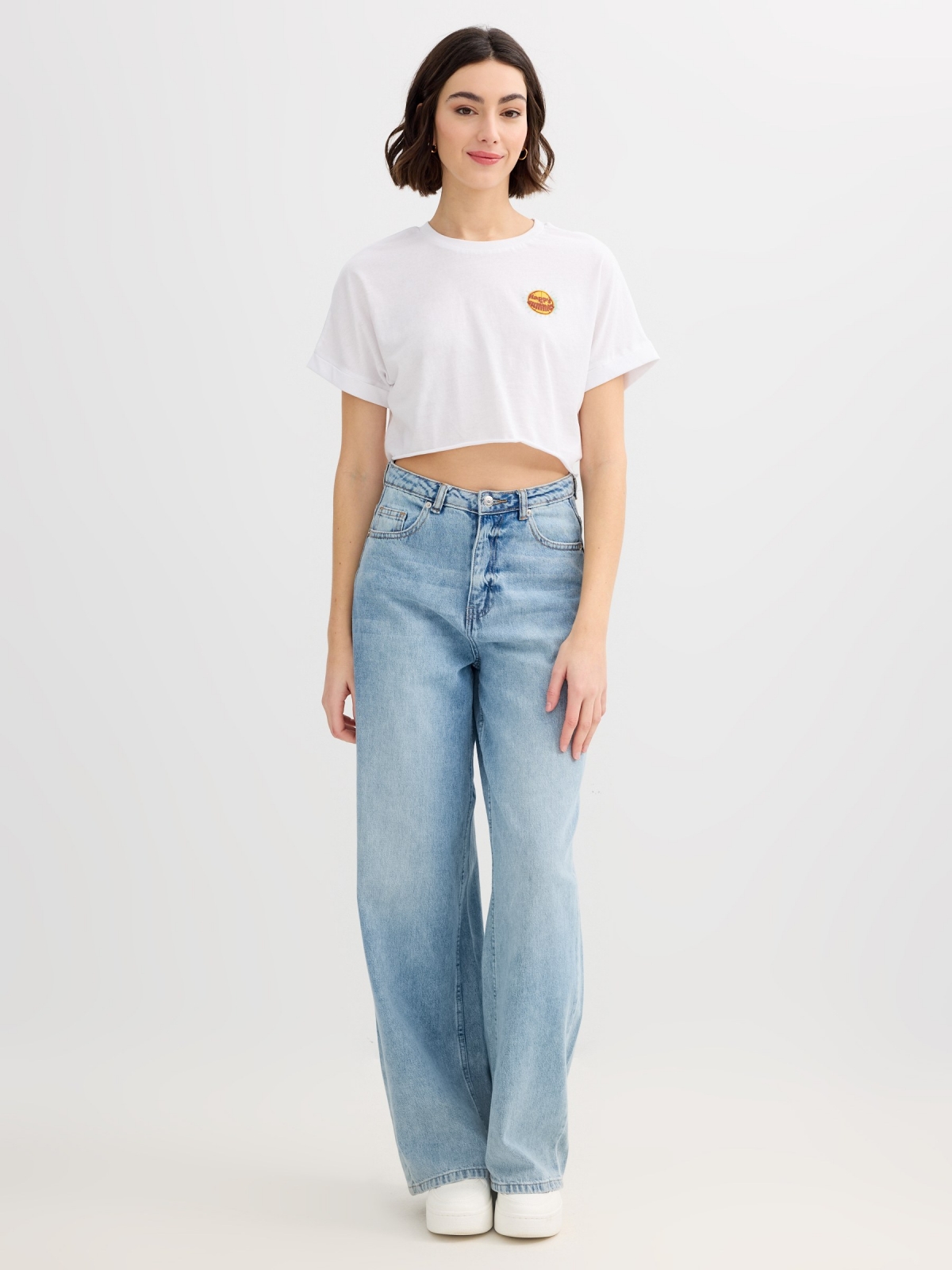 Camiseta cropped happy summer blanco vista general frontal