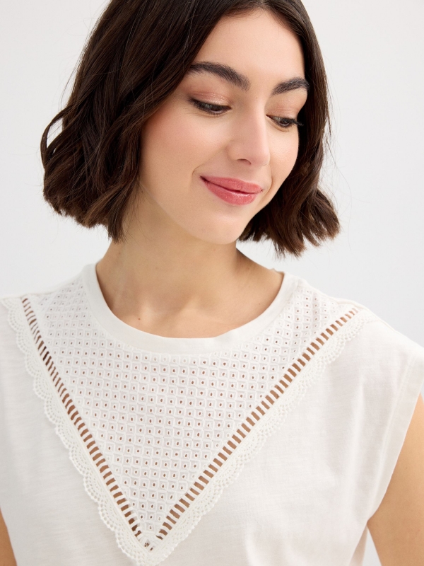 Sleeveless slub t-shirt off white detail view