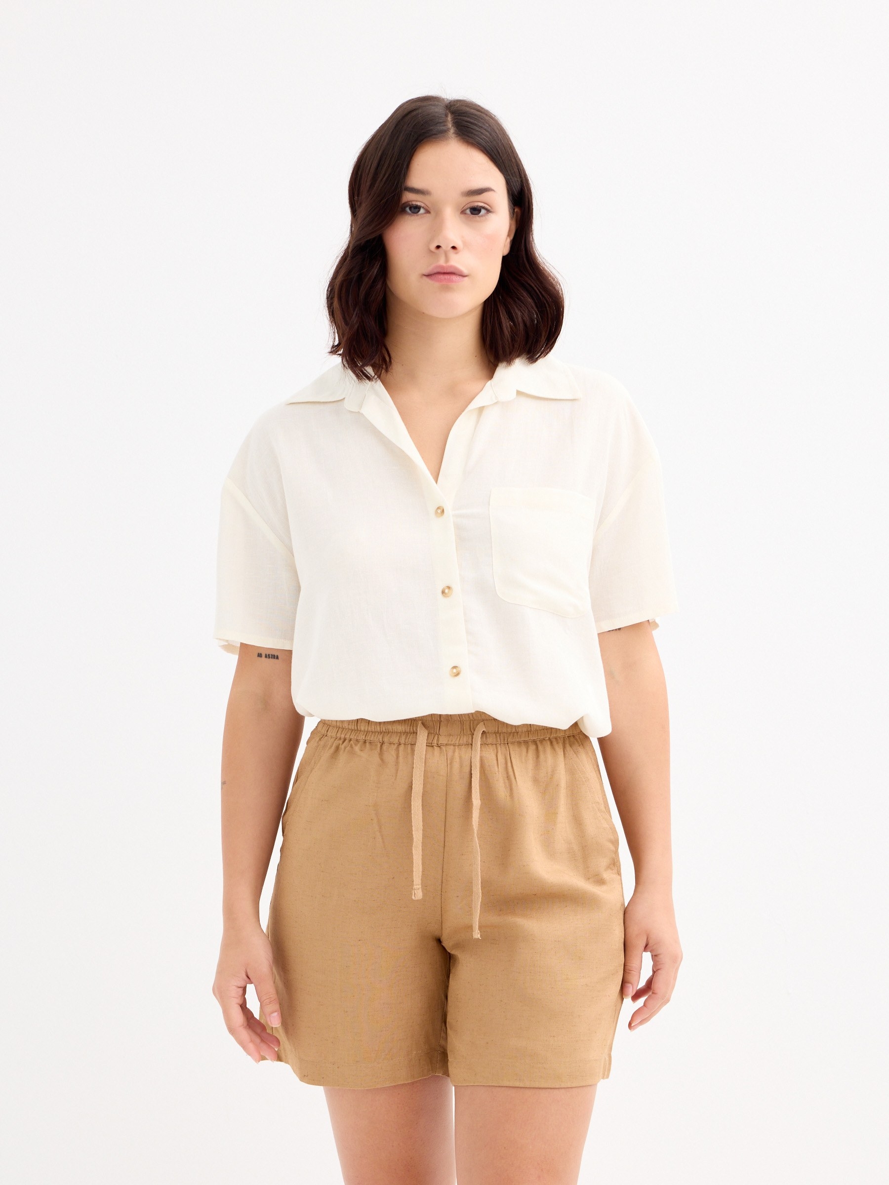 INSIDE Bermuda fluida con bolsillo crochet, Marrón, L