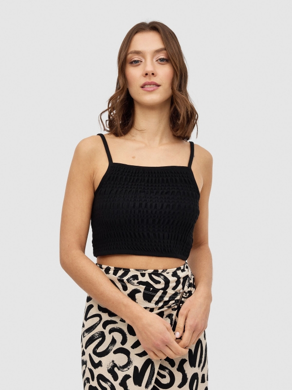 Honeycomb top black middle front view