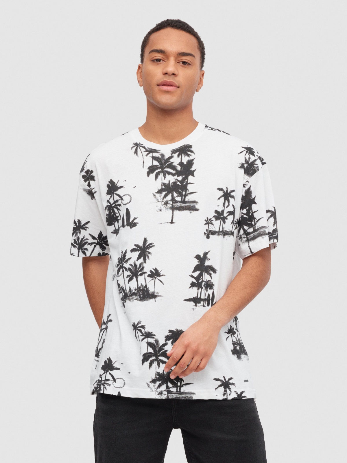 Beach landscapes T-shirt white middle front view