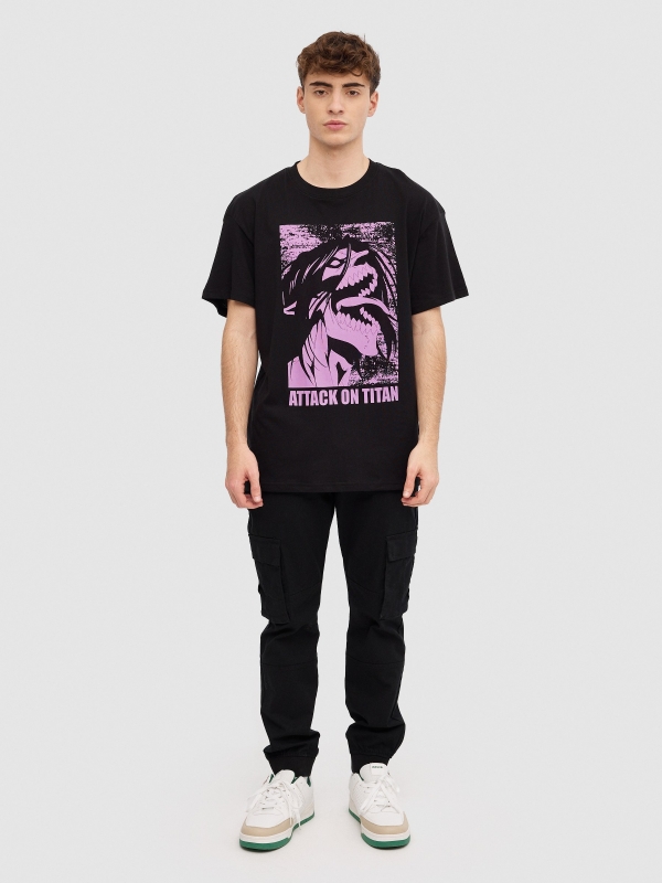 Camiseta oversize Attack On Titan negro vista general frontal