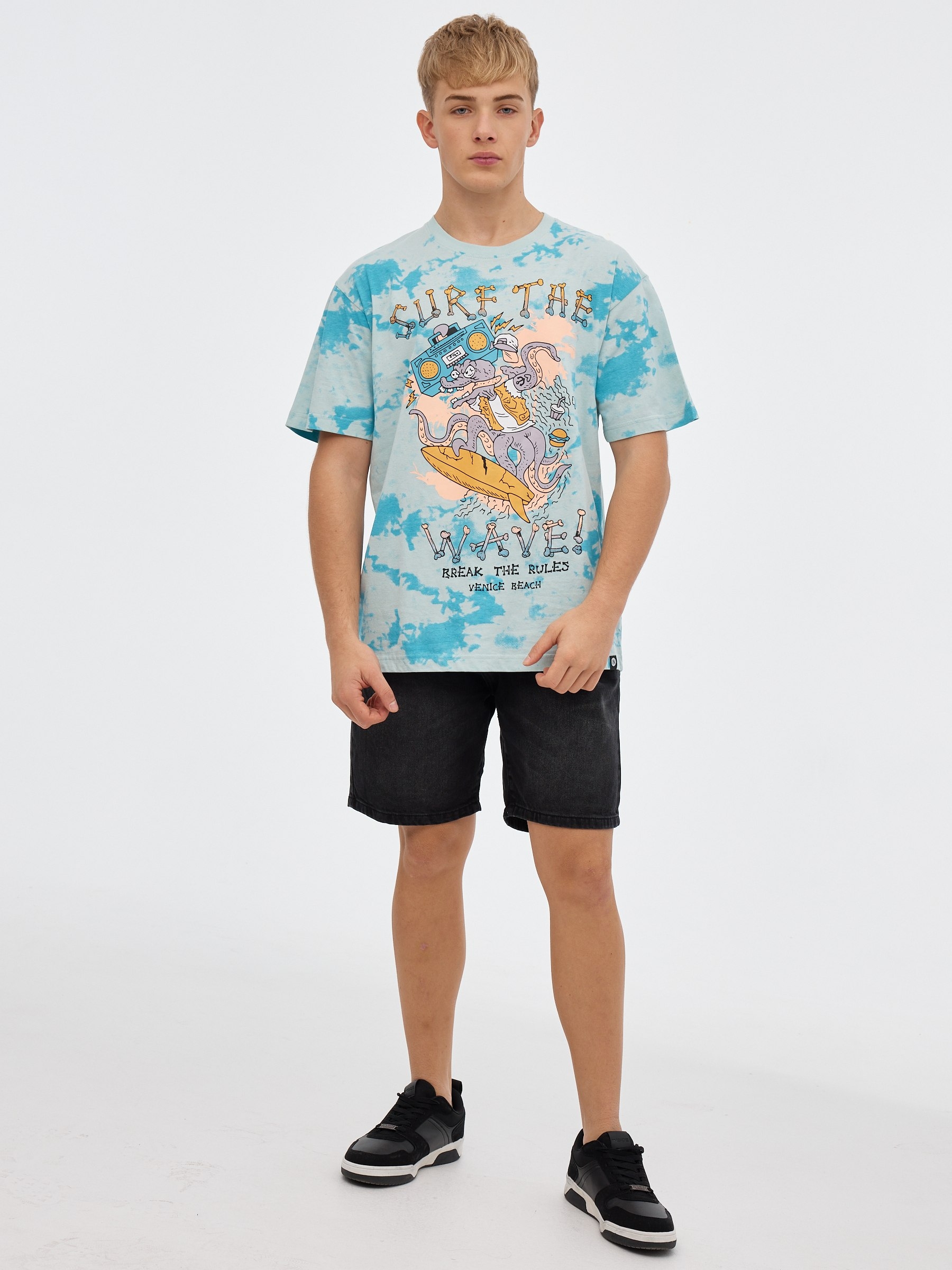 Tie dye surf octopus t-shirt green middle front view