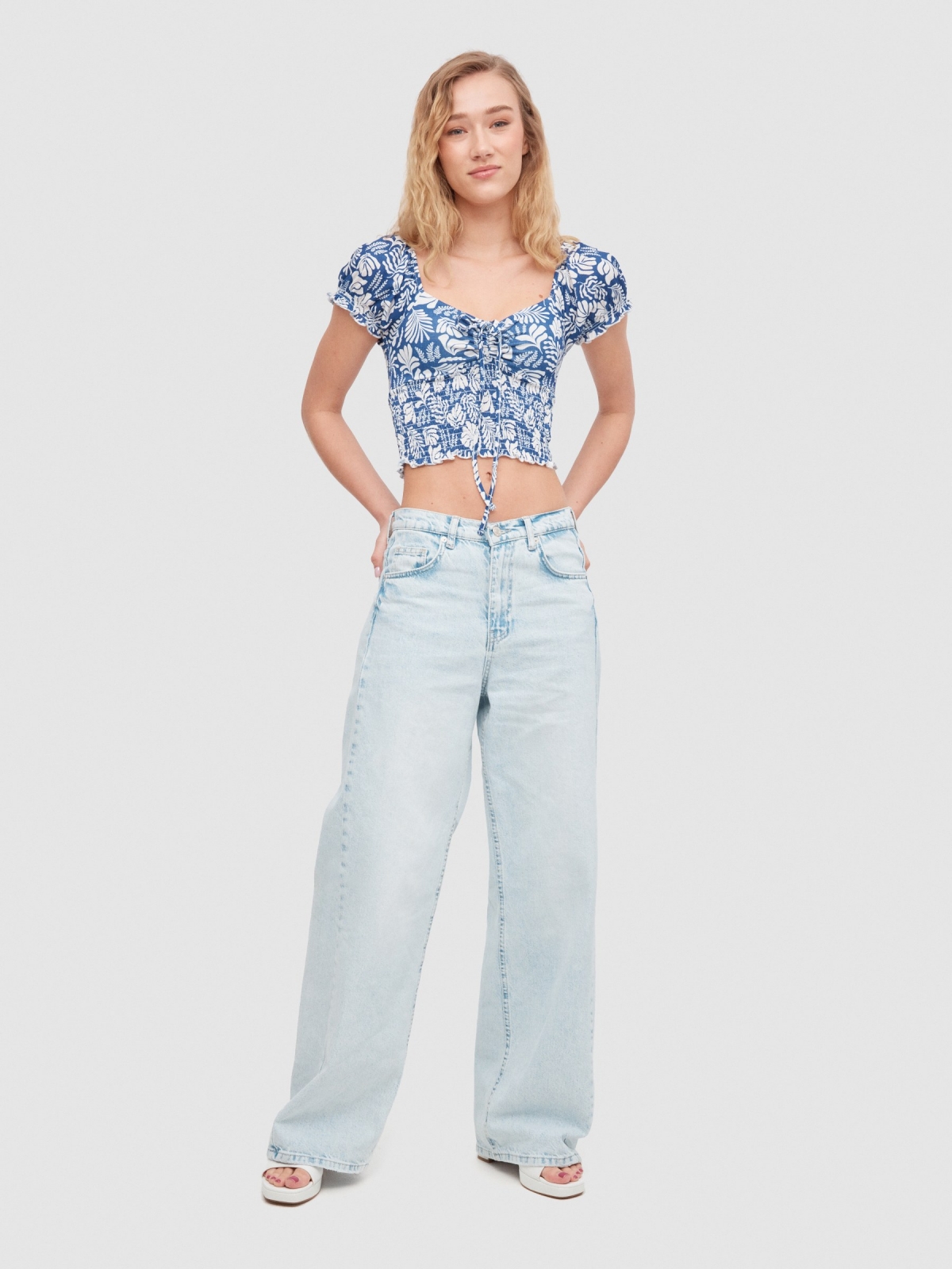 Gathered T-shirt electric blue front view