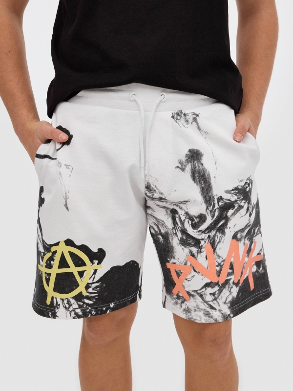Bermuda jogger graffiti blanco