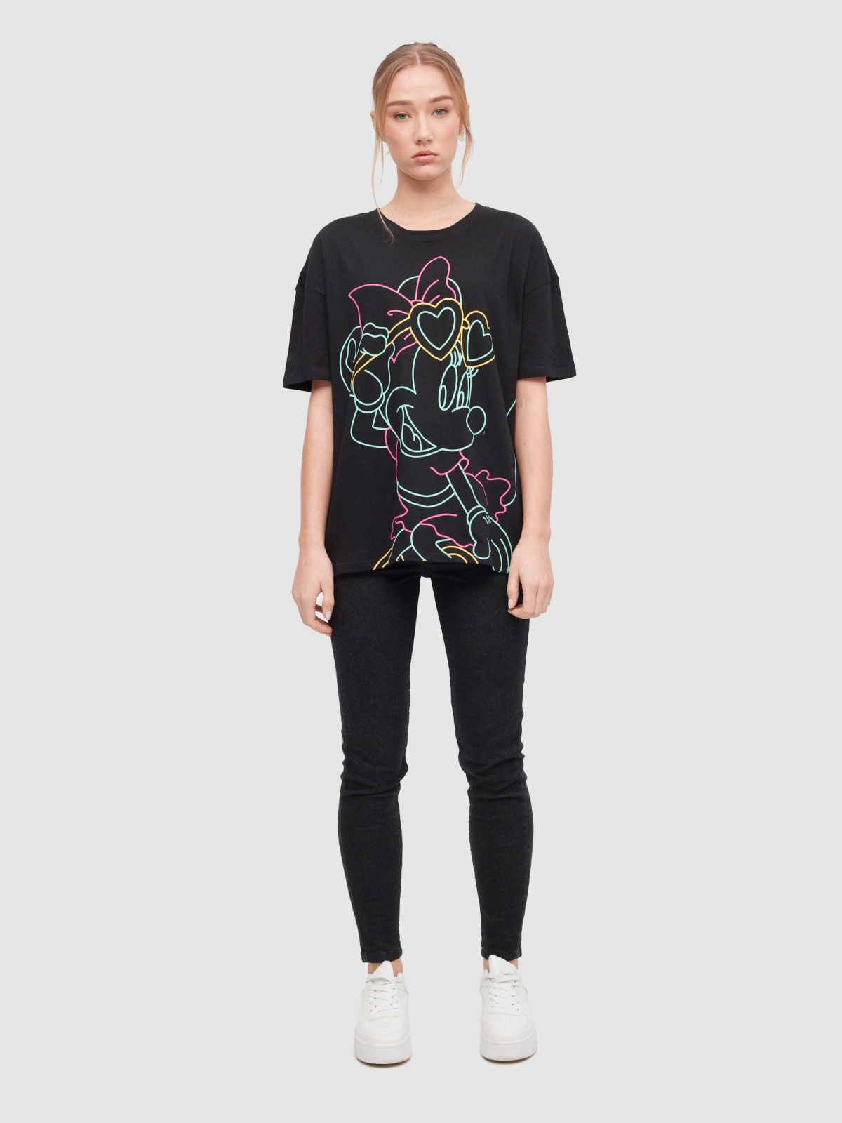 Minnie oversize t-shirt black front view