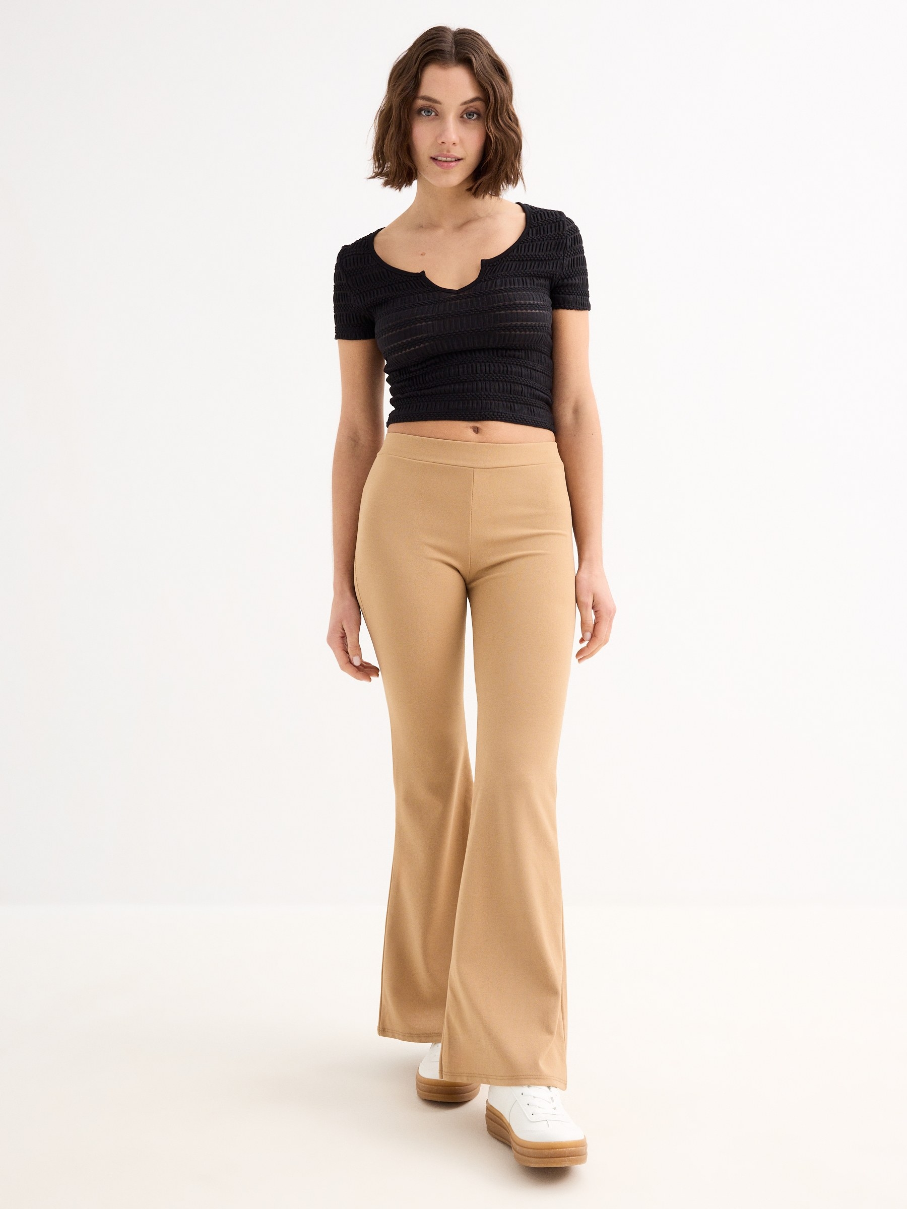 Textured crop top black middle front view