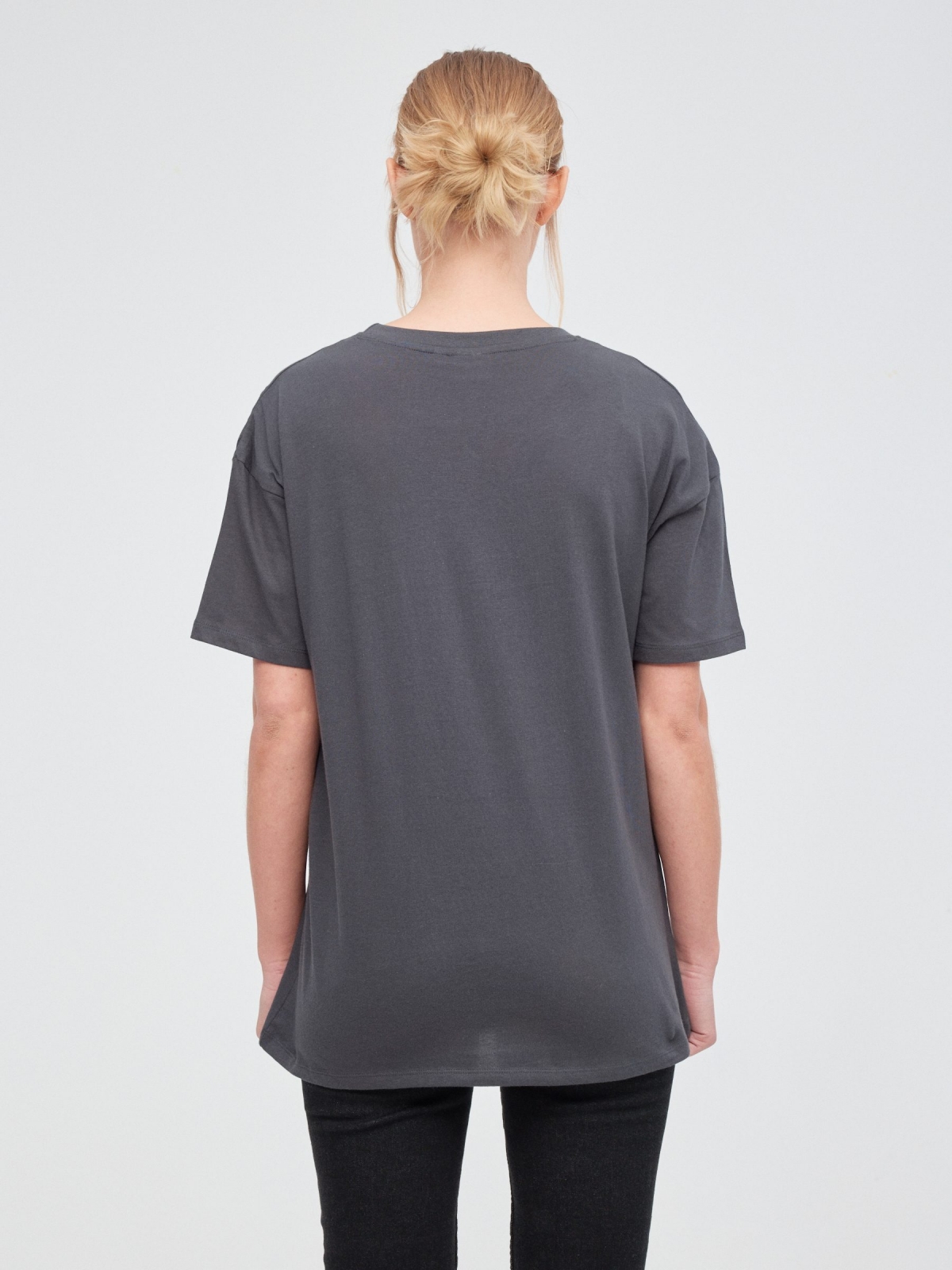 Camiseta oversize Garfield gris oscuro vista media trasera