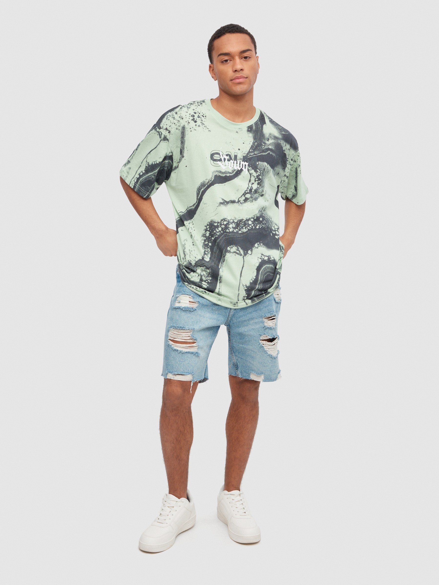 T-shirt liquid stains mint middle front view