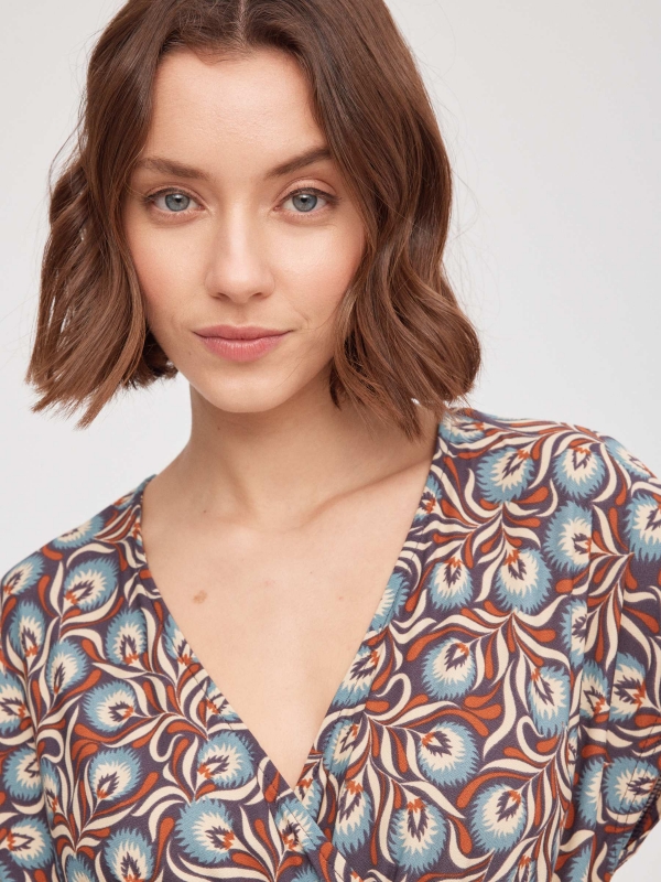 Elastic waist midi dress multicolor detail view